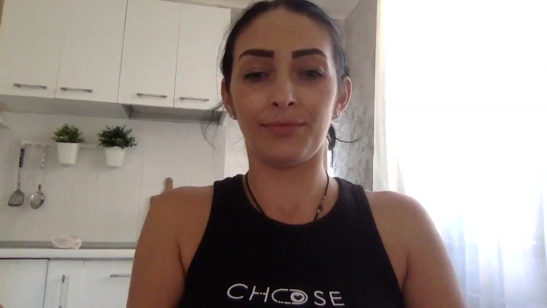 Gallery image thumbnail from Julia0410's myfreecams stream on, 08/01/2024, 14:28 image 2 of 20