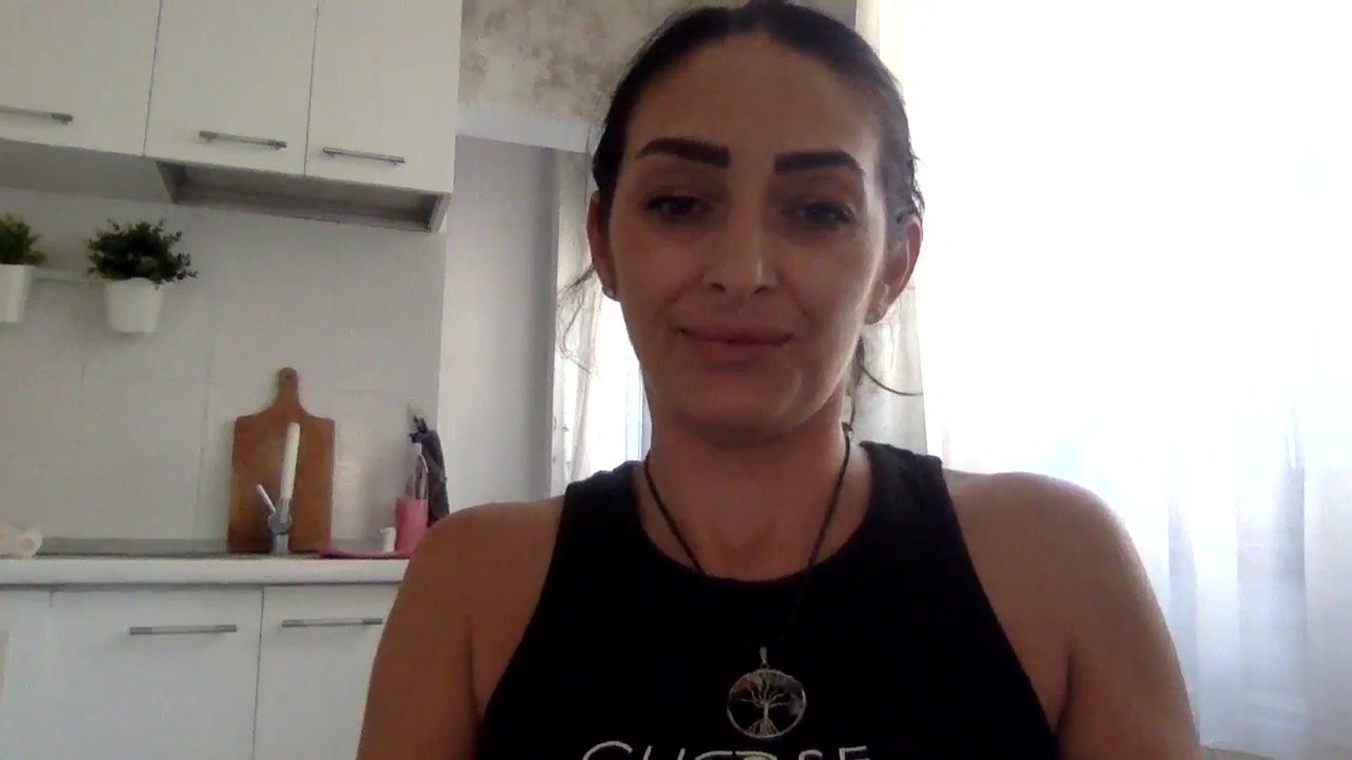 Gallery image thumbnail from Julia0410's myfreecams stream on, 08/01/2024, 14:28 image 15 of 20