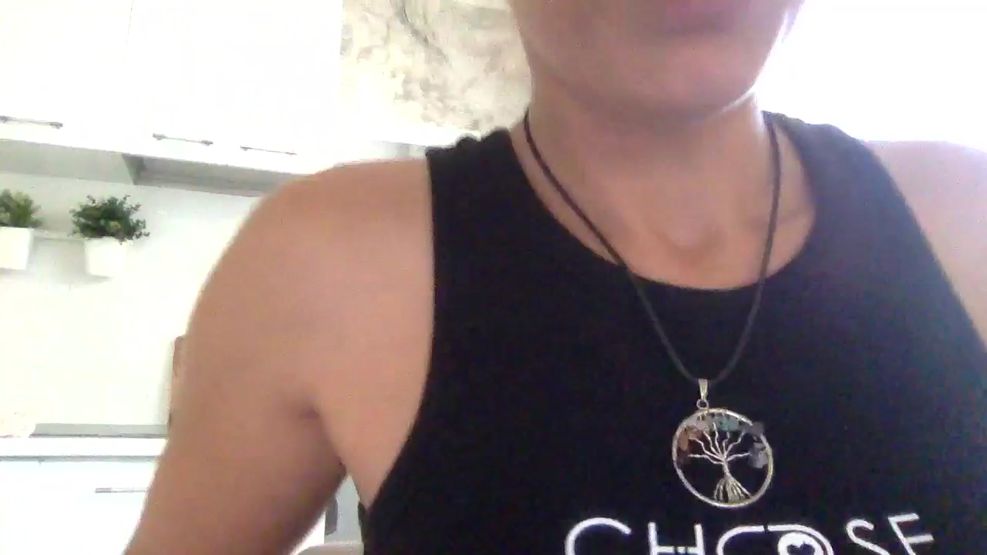 Gallery image thumbnail from Julia0410's myfreecams stream on, 08/01/2024, 14:28 image 14 of 20