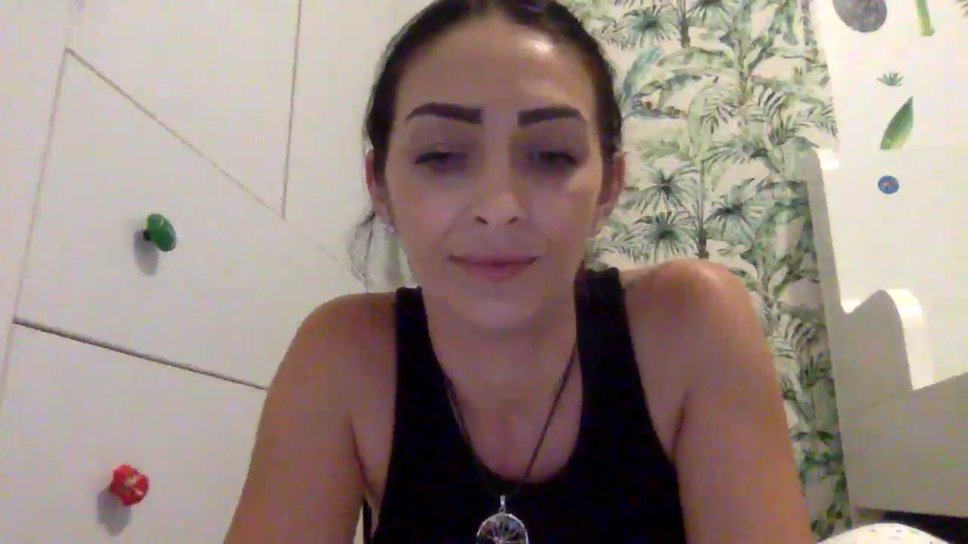Gallery image thumbnail from Julia0410's myfreecams stream on, 08/01/2024, 15:51 image 4 of 20