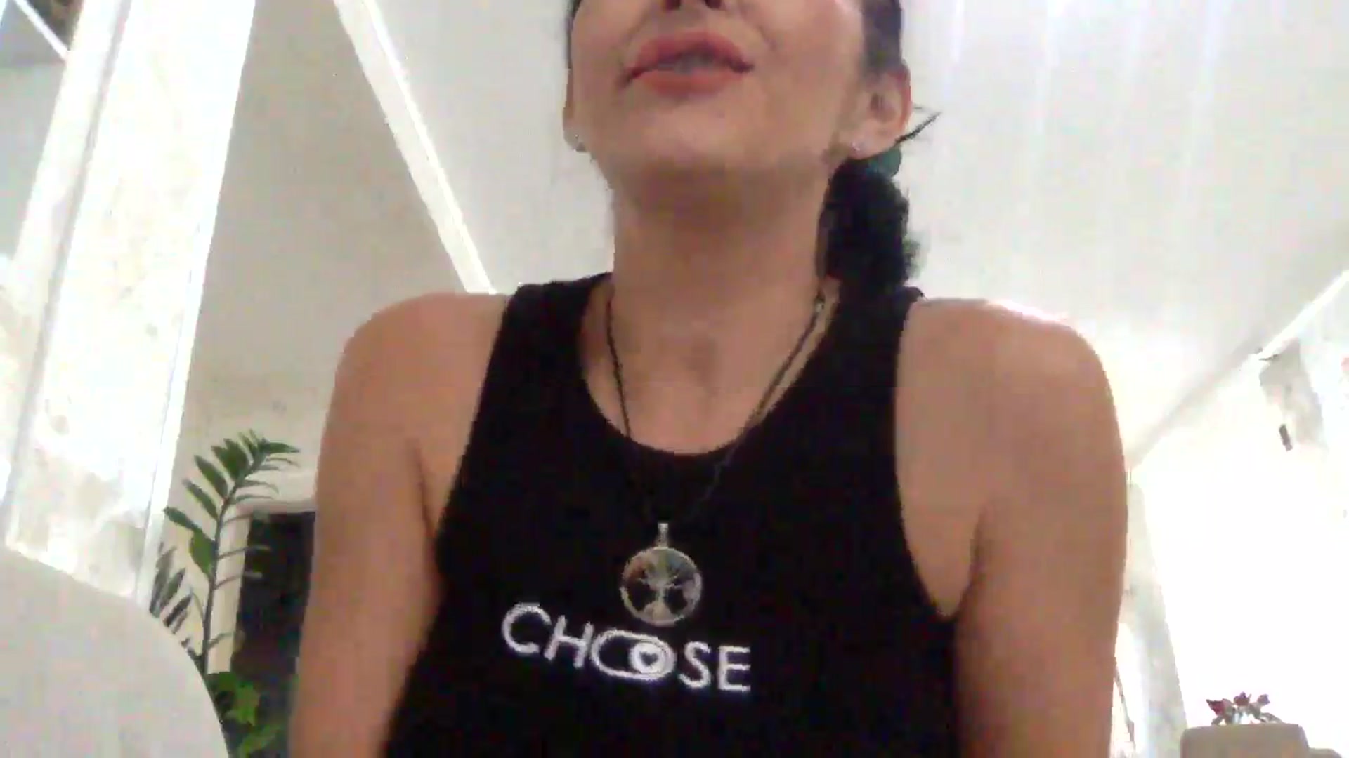 Gallery image thumbnail from Julia0410's myfreecams stream on, 08/01/2024, 17:08 image 14 of 20