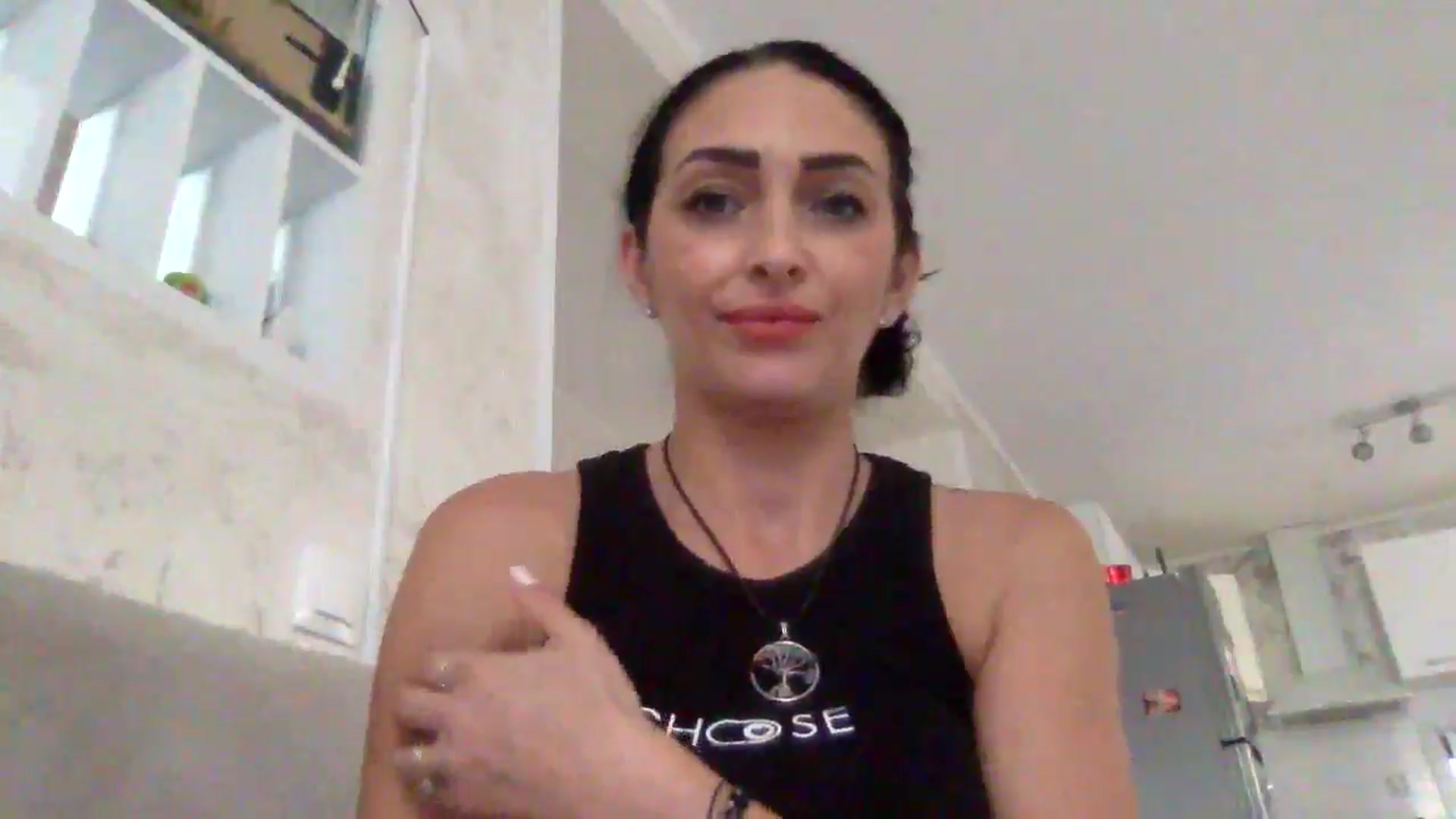 Gallery image thumbnail from Julia0410's myfreecams stream on, 08/01/2024, 17:08 image 5 of 20