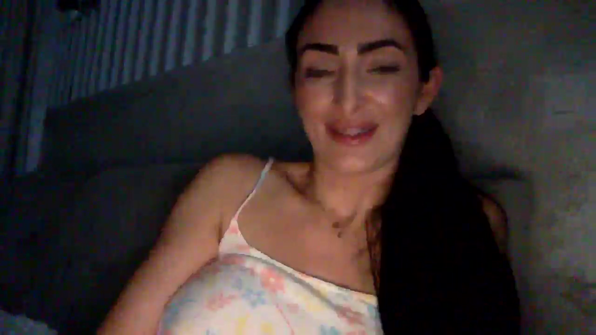 Gallery image thumbnail from Julia0410's myfreecams stream on, 12/14/2025, 20:57 image 20 of 20