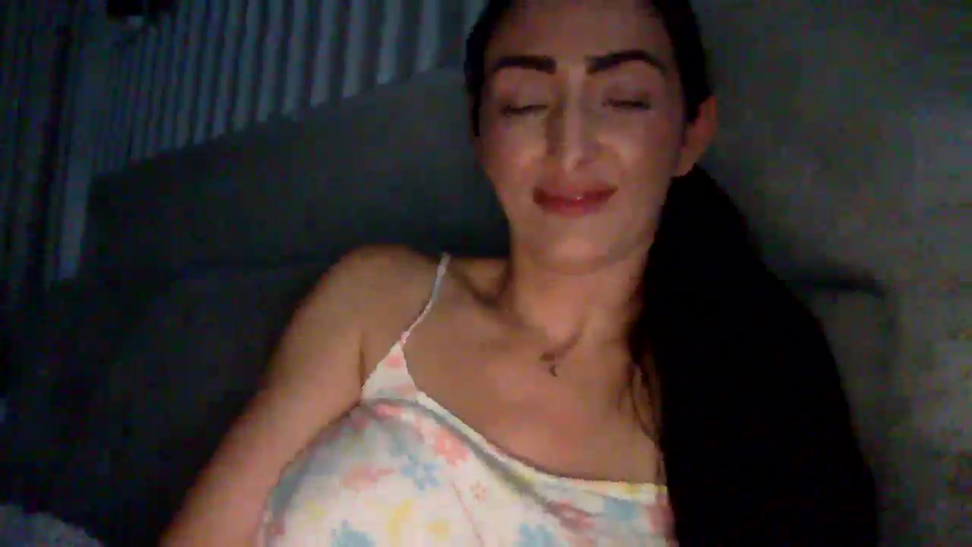 Gallery image thumbnail from Julia0410's myfreecams stream on, 12/14/2025, 20:57 image 15 of 20