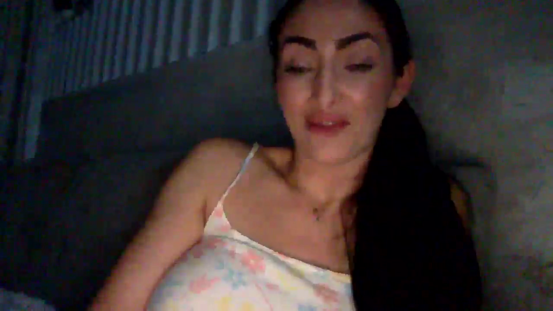 Gallery image thumbnail from Julia0410's myfreecams stream on, 12/14/2025, 20:57 image 18 of 20