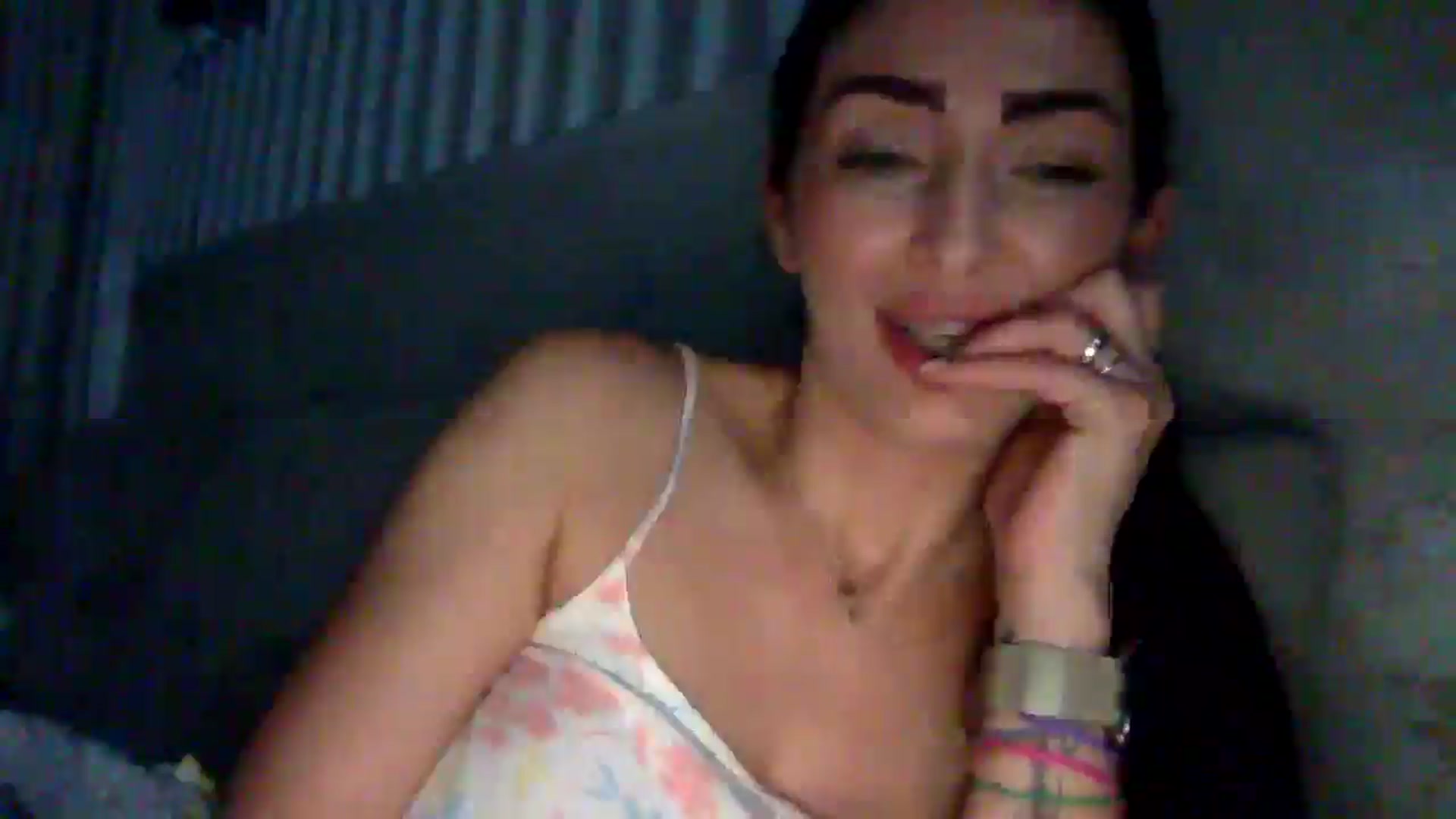 Gallery image thumbnail from Julia0410's myfreecams stream on, 12/14/2025, 20:57 image 13 of 20