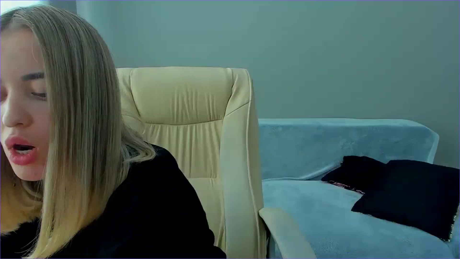 Gallery image thumbnail from JuliaDreamsi's myfreecams stream on, 09/26/2023, 11:27 image 5 of 20