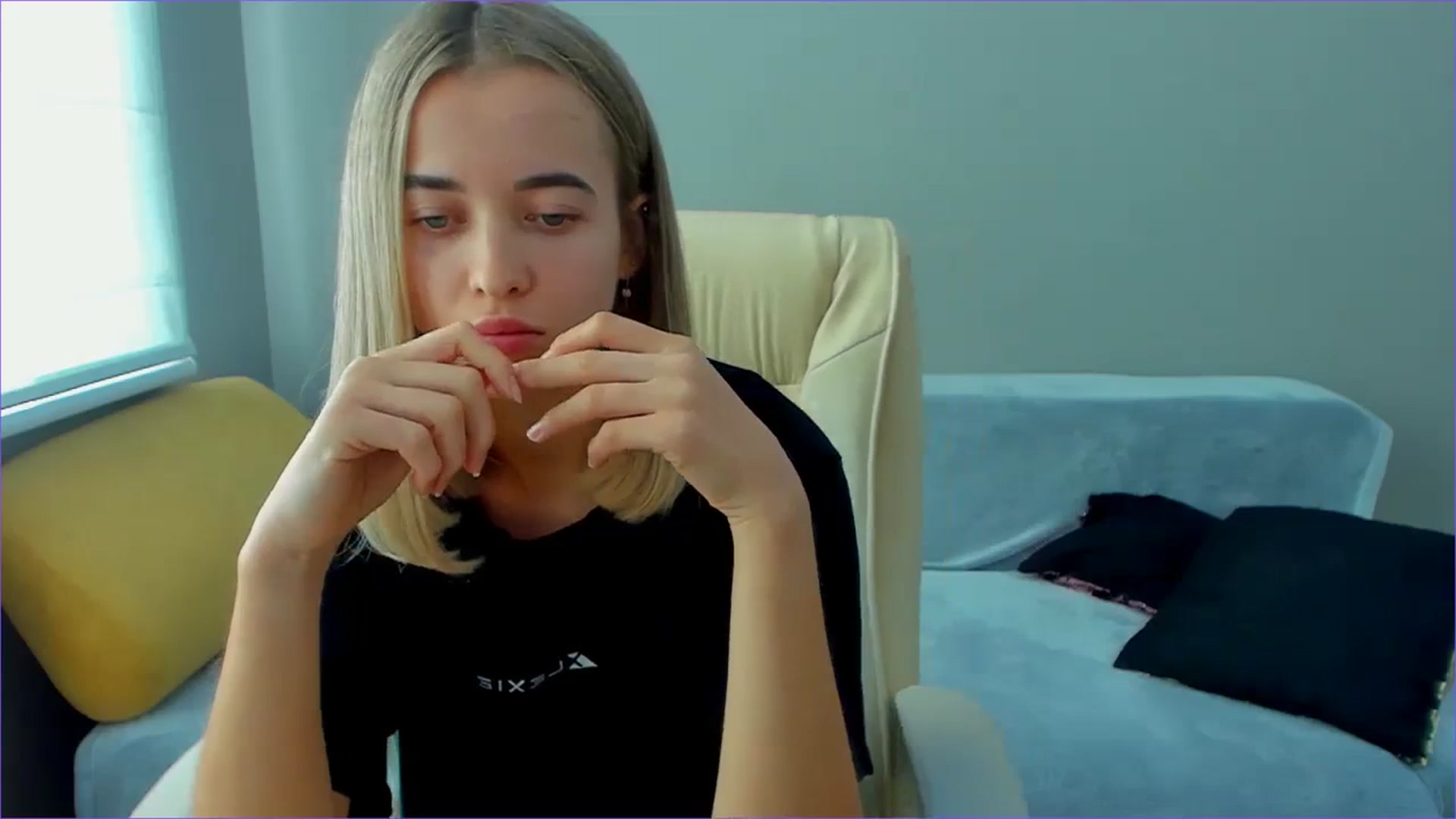 Gallery image thumbnail from JuliaDreamsi's myfreecams stream on, 09/26/2023, 11:27 image 8 of 20