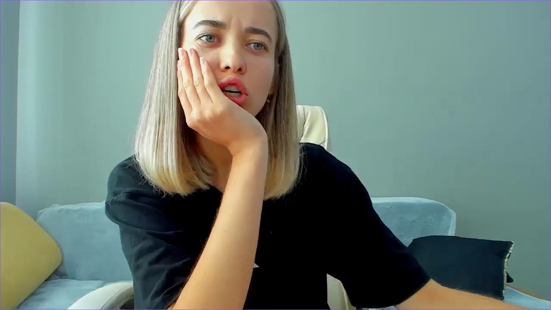 Gallery image thumbnail from JuliaDreamsi's myfreecams stream on, 09/26/2023, 11:59 image 5 of 20