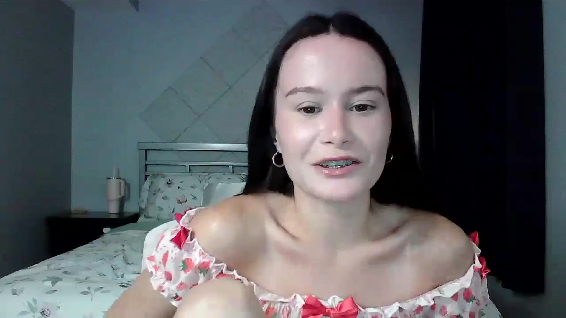 Gallery image thumbnail from JuliaViolet's myfreecams stream on, 09/12/2024, 16:08 image 18 of 20