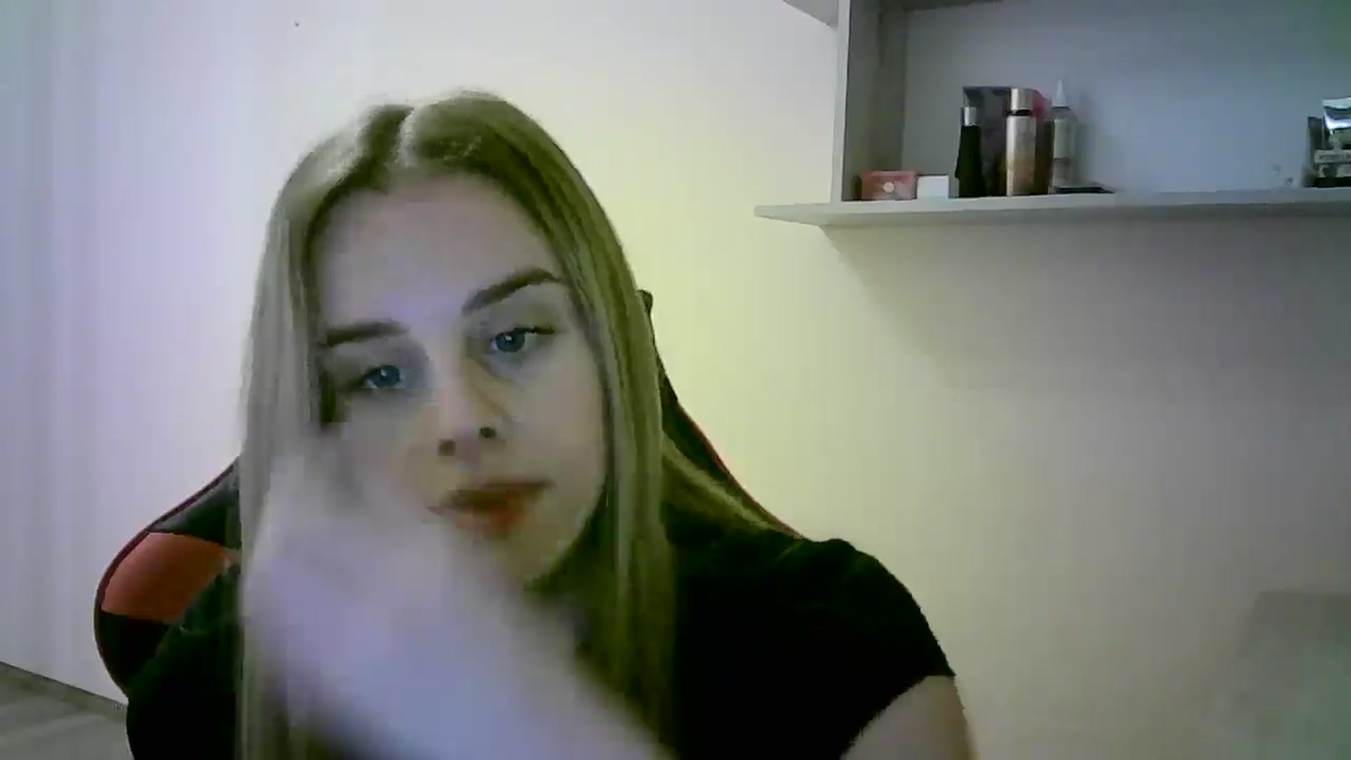 Gallery image thumbnail from JuliaWatson's myfreecams stream on, 10/30/2025, 18:36 image 5 of 20