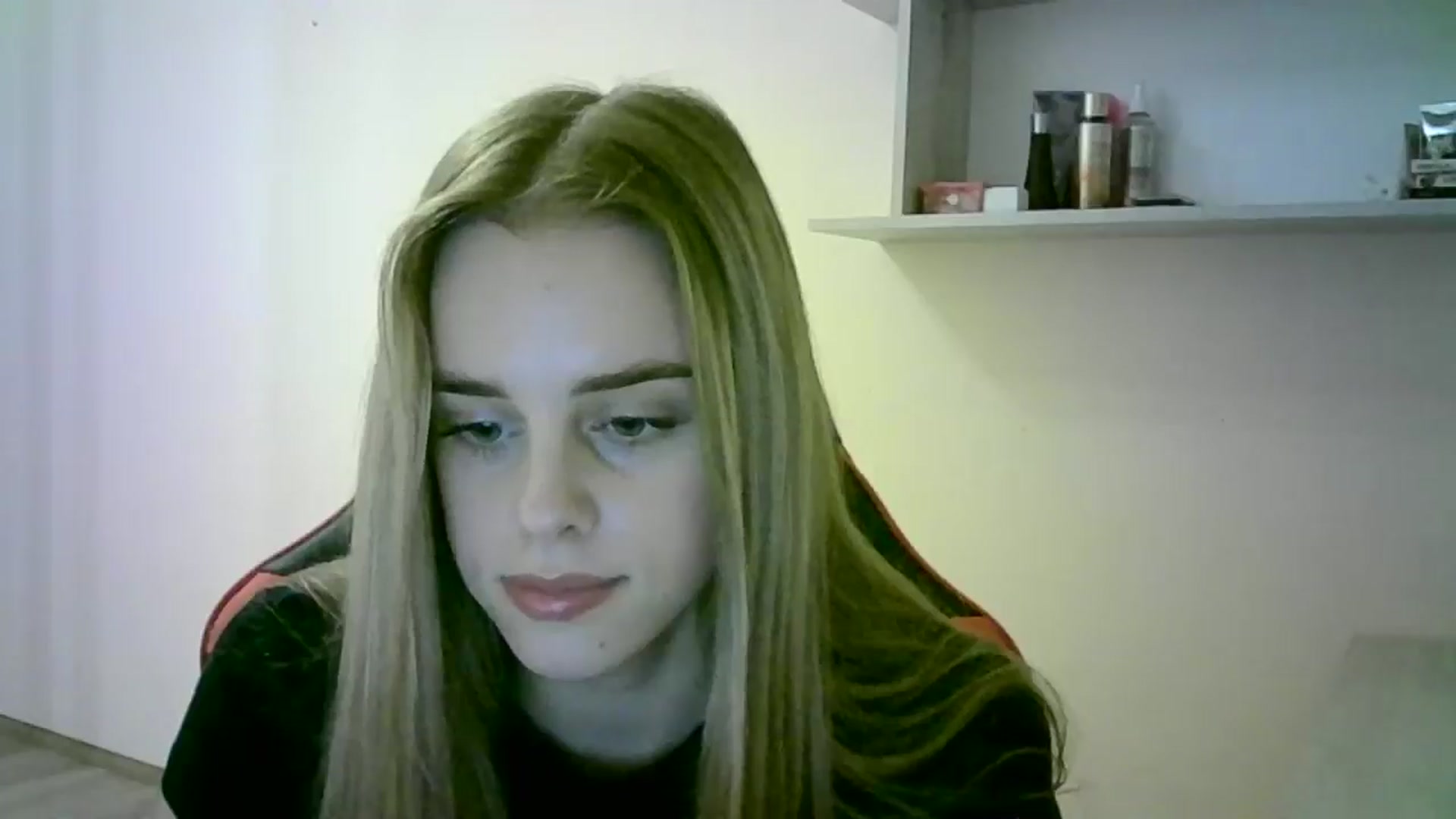 Gallery image thumbnail from JuliaWatson's myfreecams stream on, 10/30/2025, 19:43 image 13 of 20