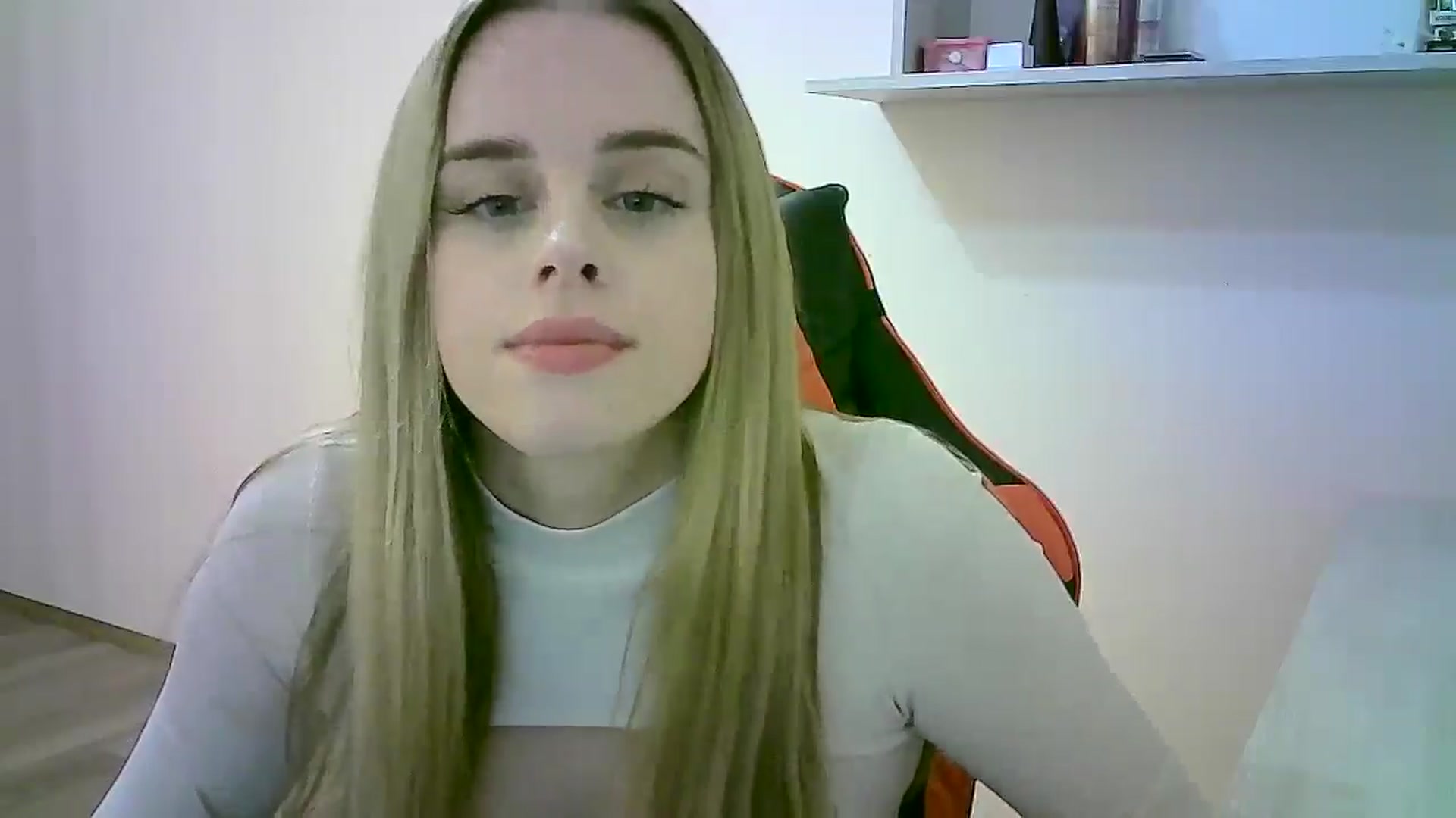 Gallery image thumbnail from JuliaWatson's myfreecams stream on, 10/31/2025, 15:34 image 2 of 20