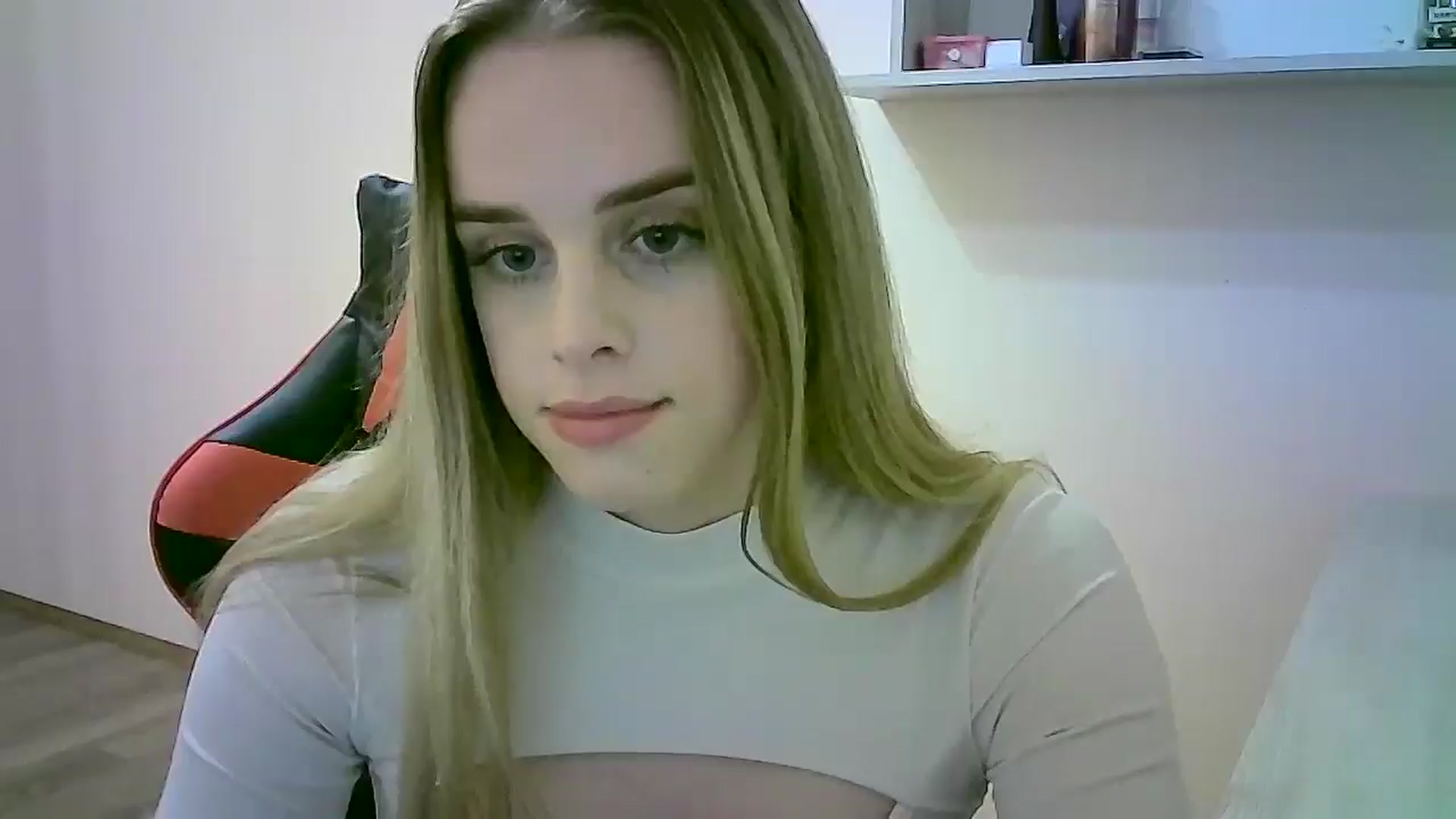 Gallery image thumbnail from JuliaWatson's myfreecams stream on, 10/31/2025, 16:57 image 11 of 20