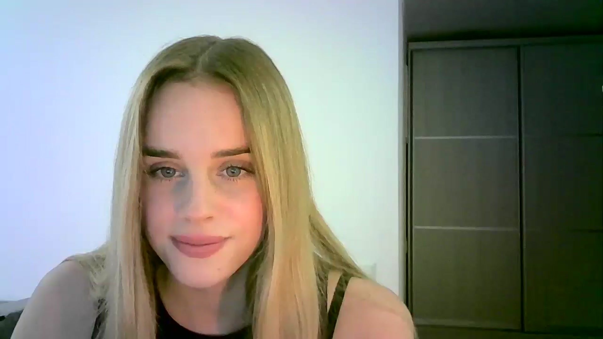 Gallery image thumbnail from JuliaWatson's myfreecams stream on, 11/04/2025, 14:07 image 9 of 20