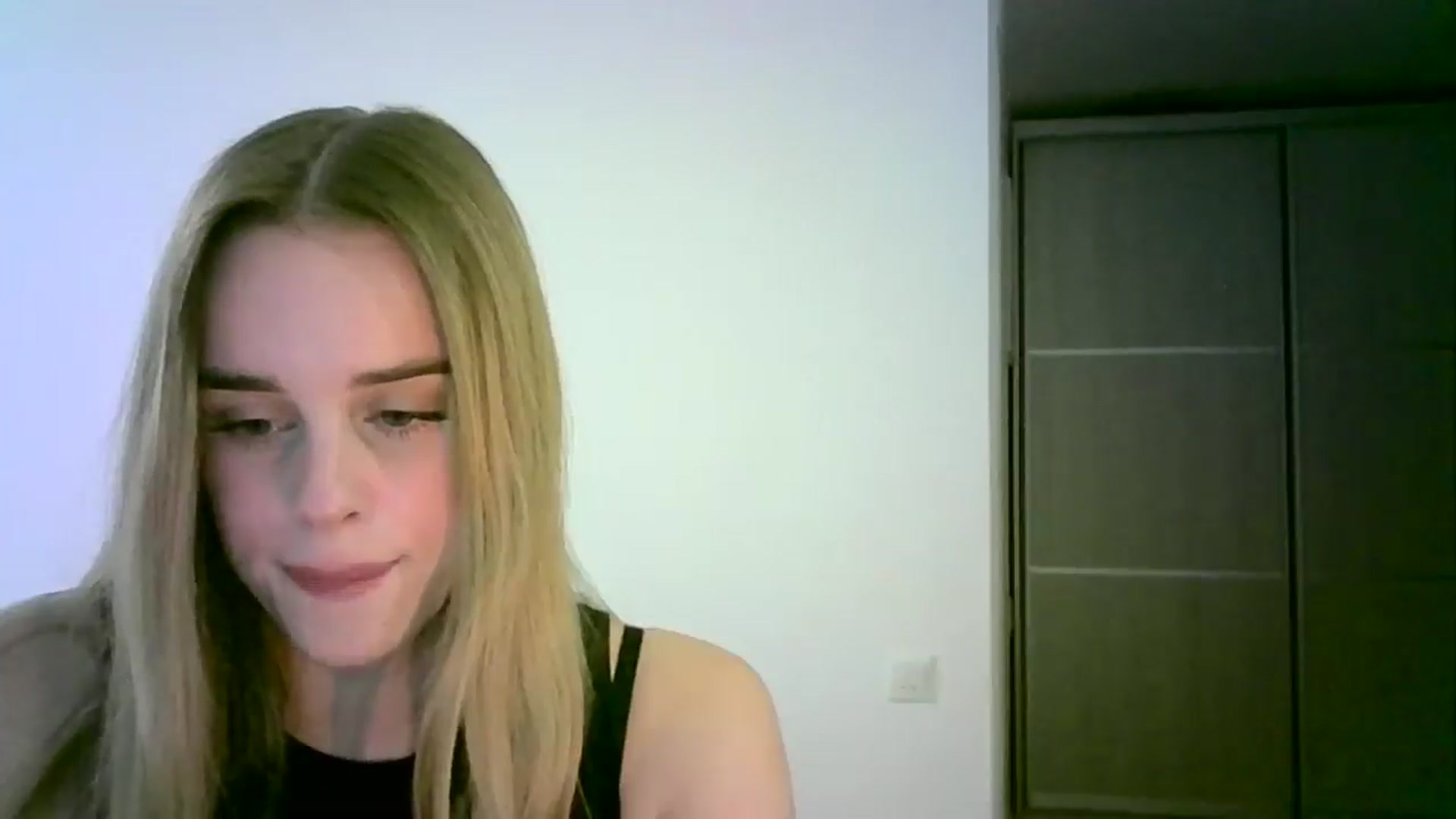 Gallery image thumbnail from JuliaWatson's myfreecams stream on, 11/04/2025, 14:33 image 18 of 20