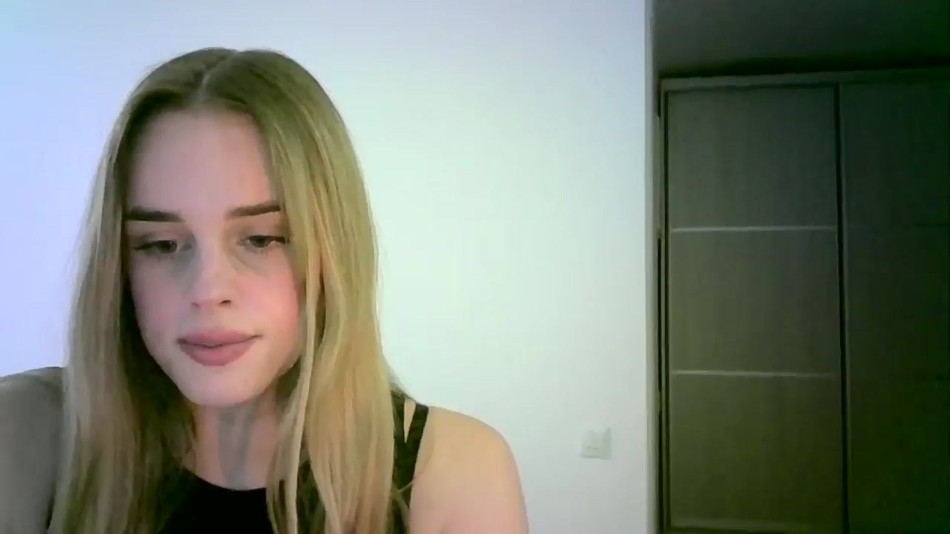Gallery image thumbnail from JuliaWatson's myfreecams stream on, 11/04/2025, 14:33 image 7 of 20