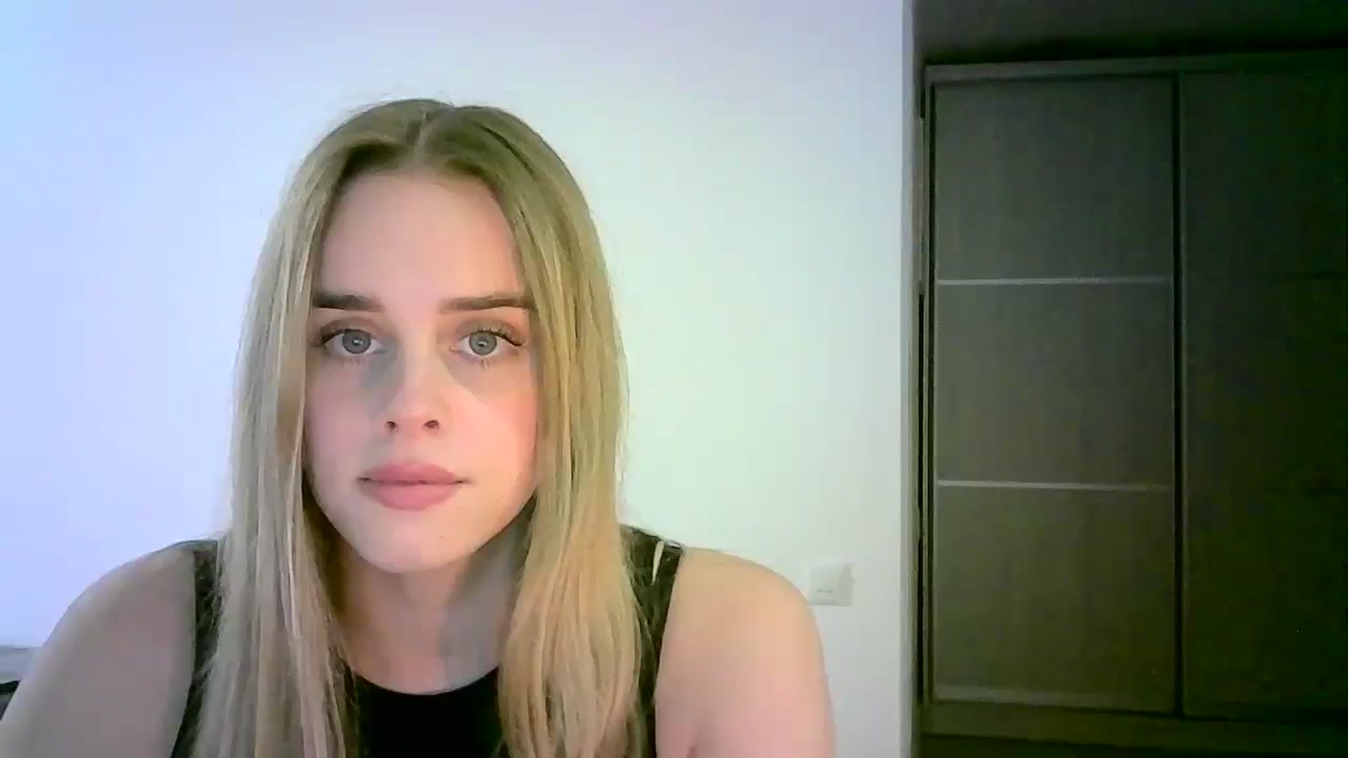 Gallery image thumbnail from JuliaWatson's myfreecams stream on, 11/04/2025, 17:45 image 6 of 20