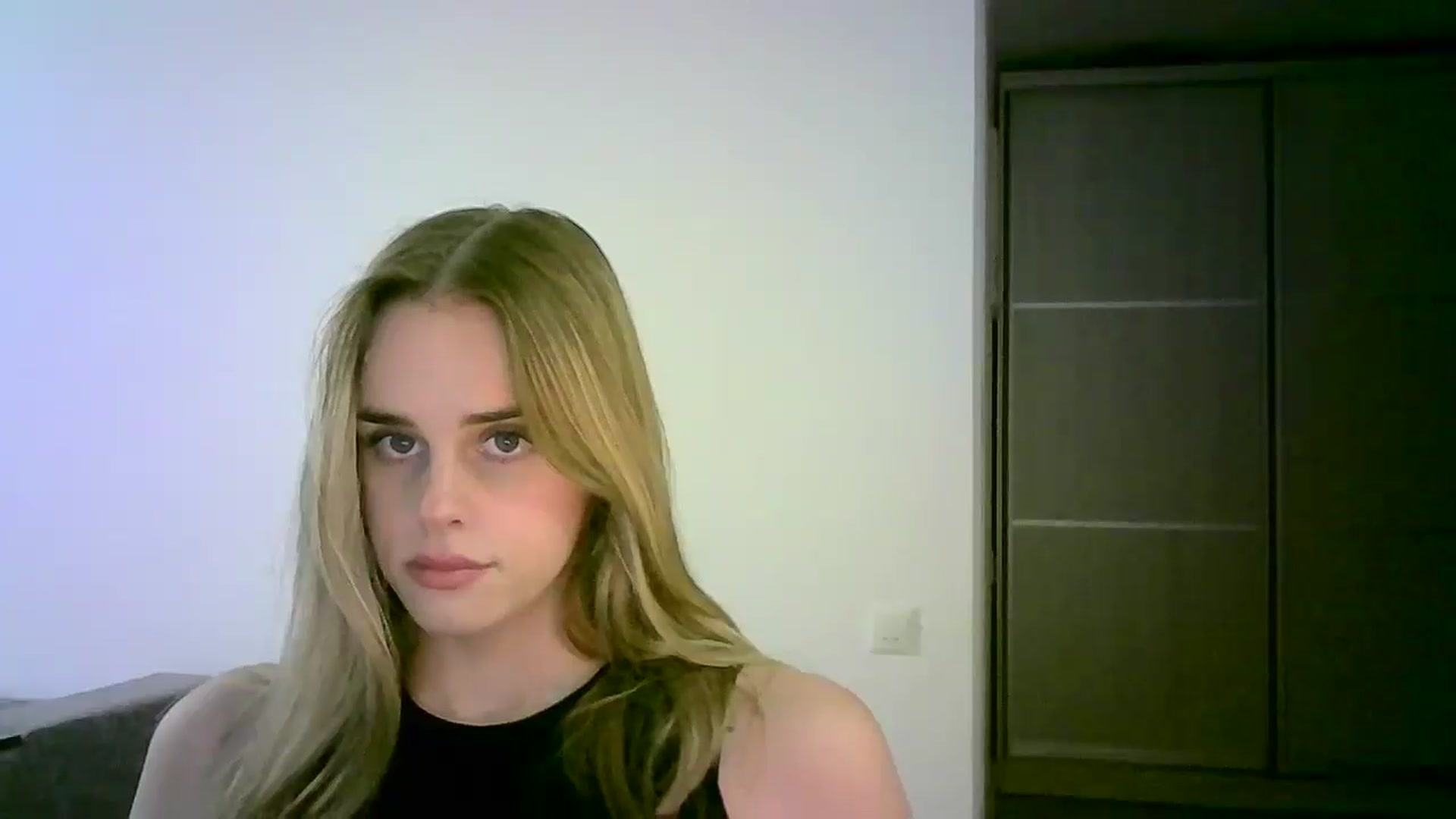 Gallery image thumbnail from JuliaWatson's myfreecams stream on, 11/04/2025, 17:45 image 2 of 20