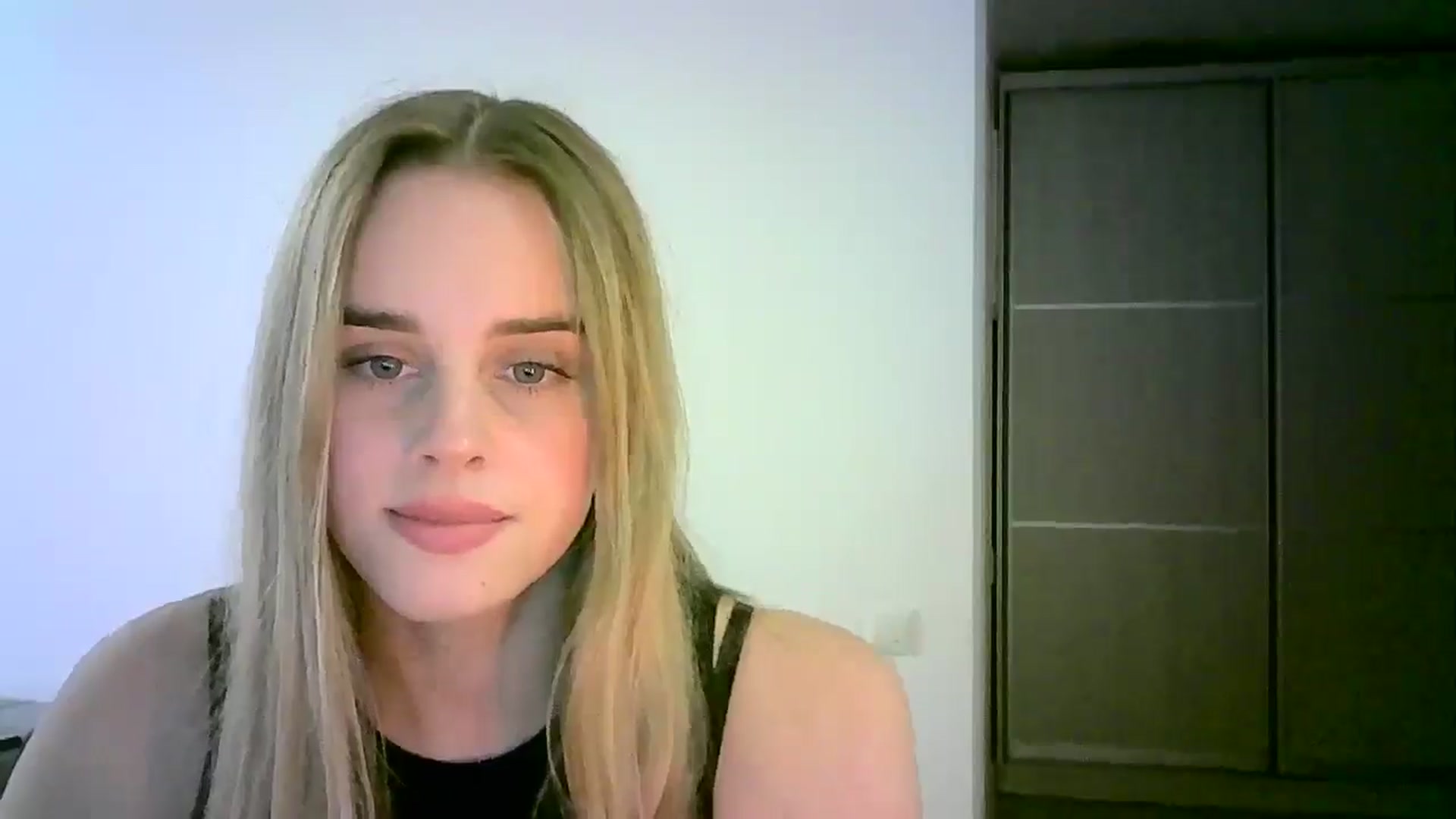 Gallery image thumbnail from JuliaWatson's myfreecams stream on, 11/04/2025, 17:45 image 5 of 20