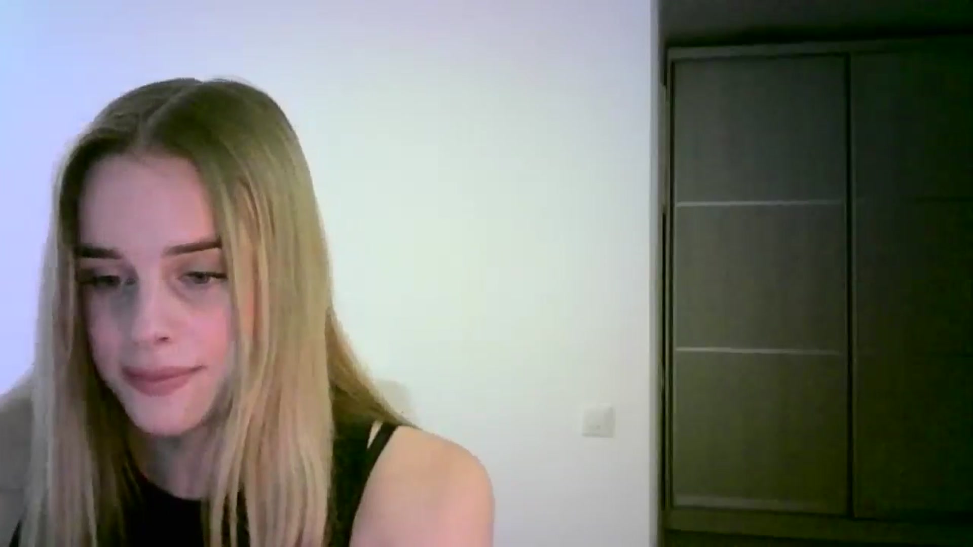 Gallery image thumbnail from JuliaWatson's myfreecams stream on, 11/04/2025, 17:58 image 2 of 20