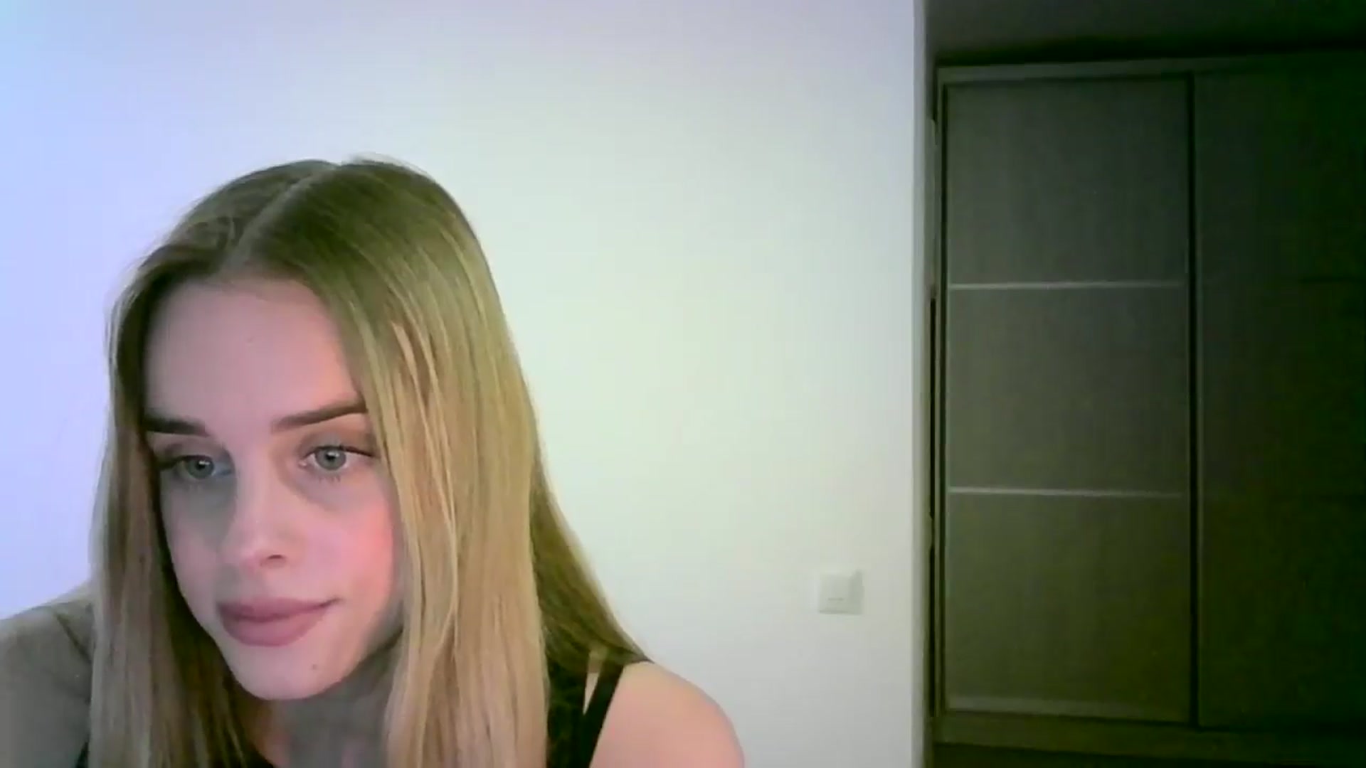 Gallery image thumbnail from JuliaWatson's myfreecams stream on, 11/04/2025, 17:58 image 9 of 20