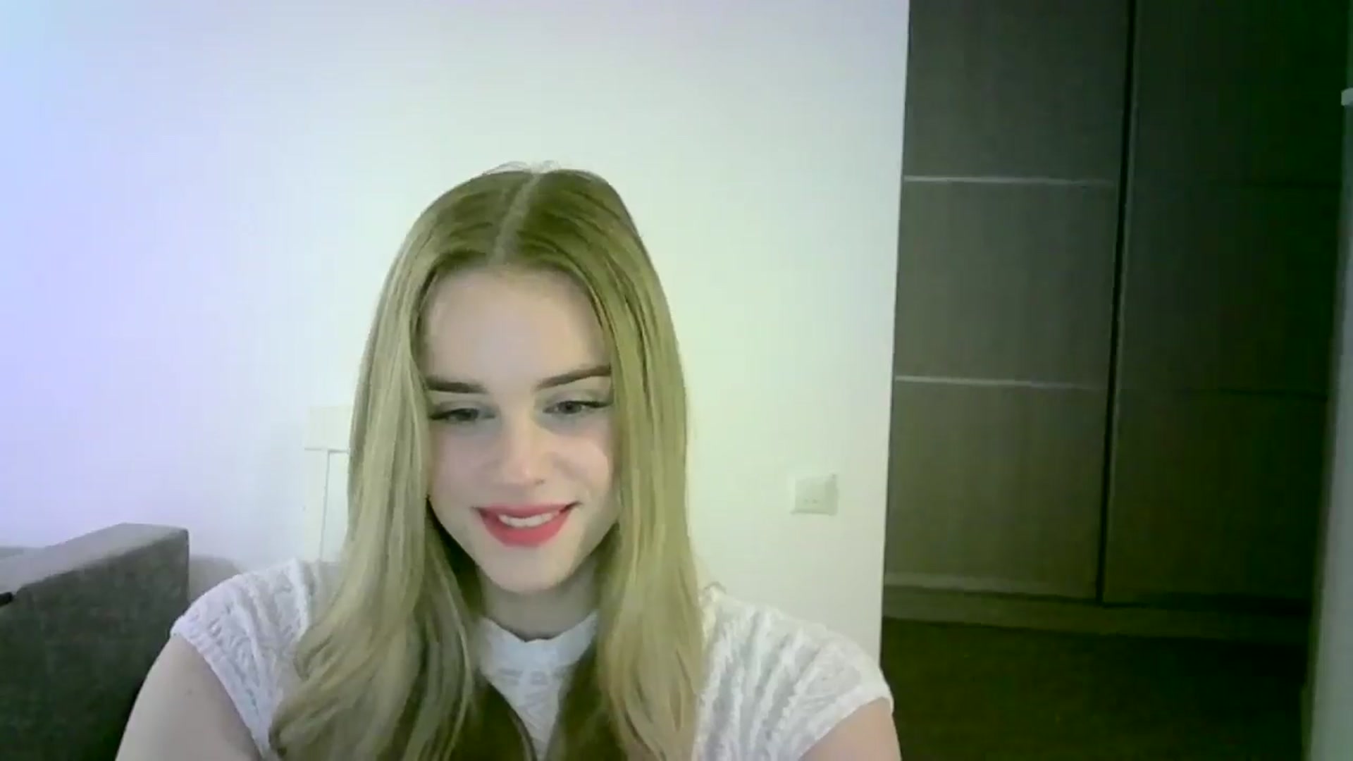 Gallery image thumbnail from JuliaWatson's myfreecams stream on, 11/05/2025, 16:56 image 3 of 20