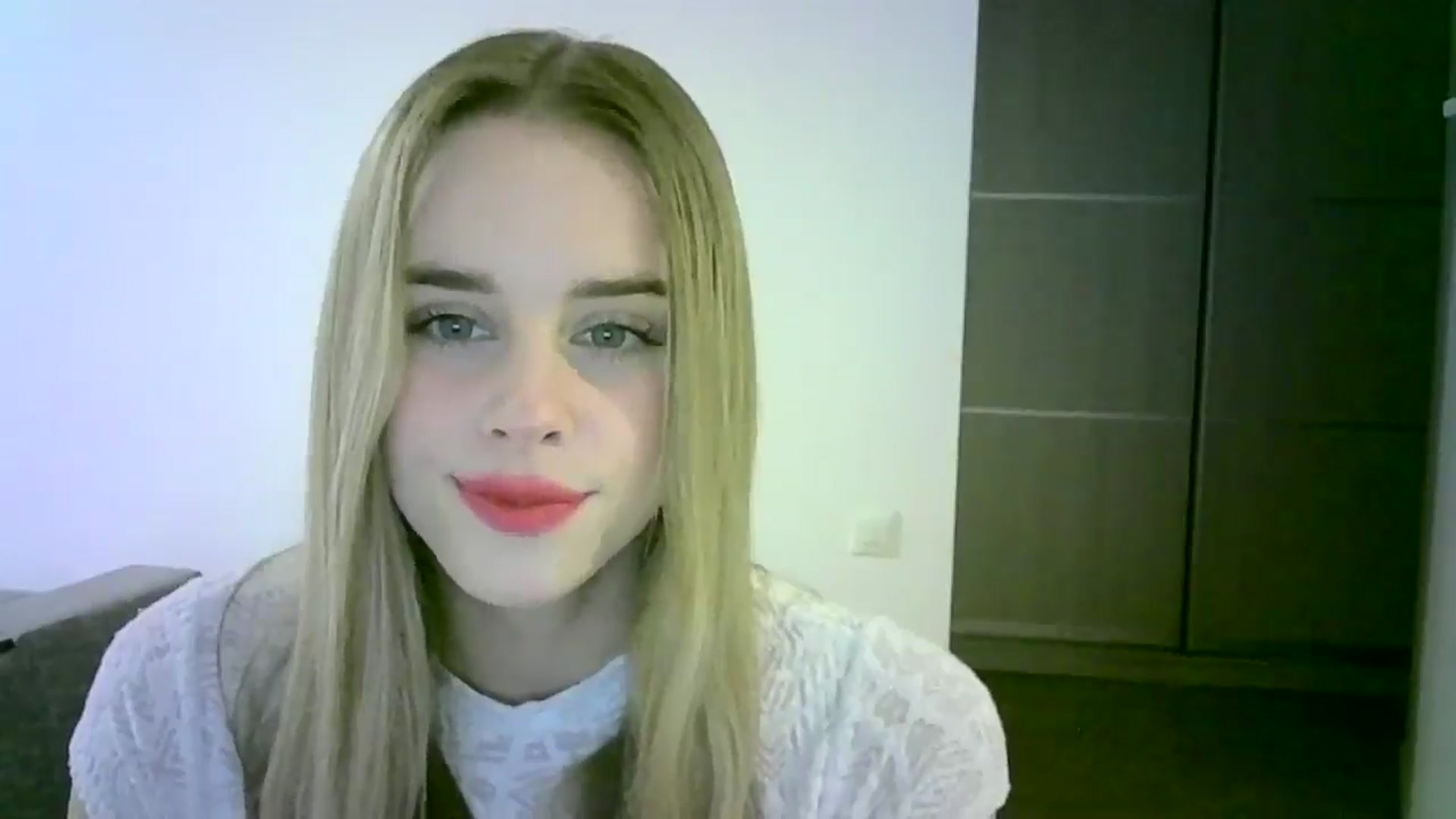 Gallery image thumbnail from JuliaWatson's myfreecams stream on, 11/05/2025, 16:56 image 12 of 20