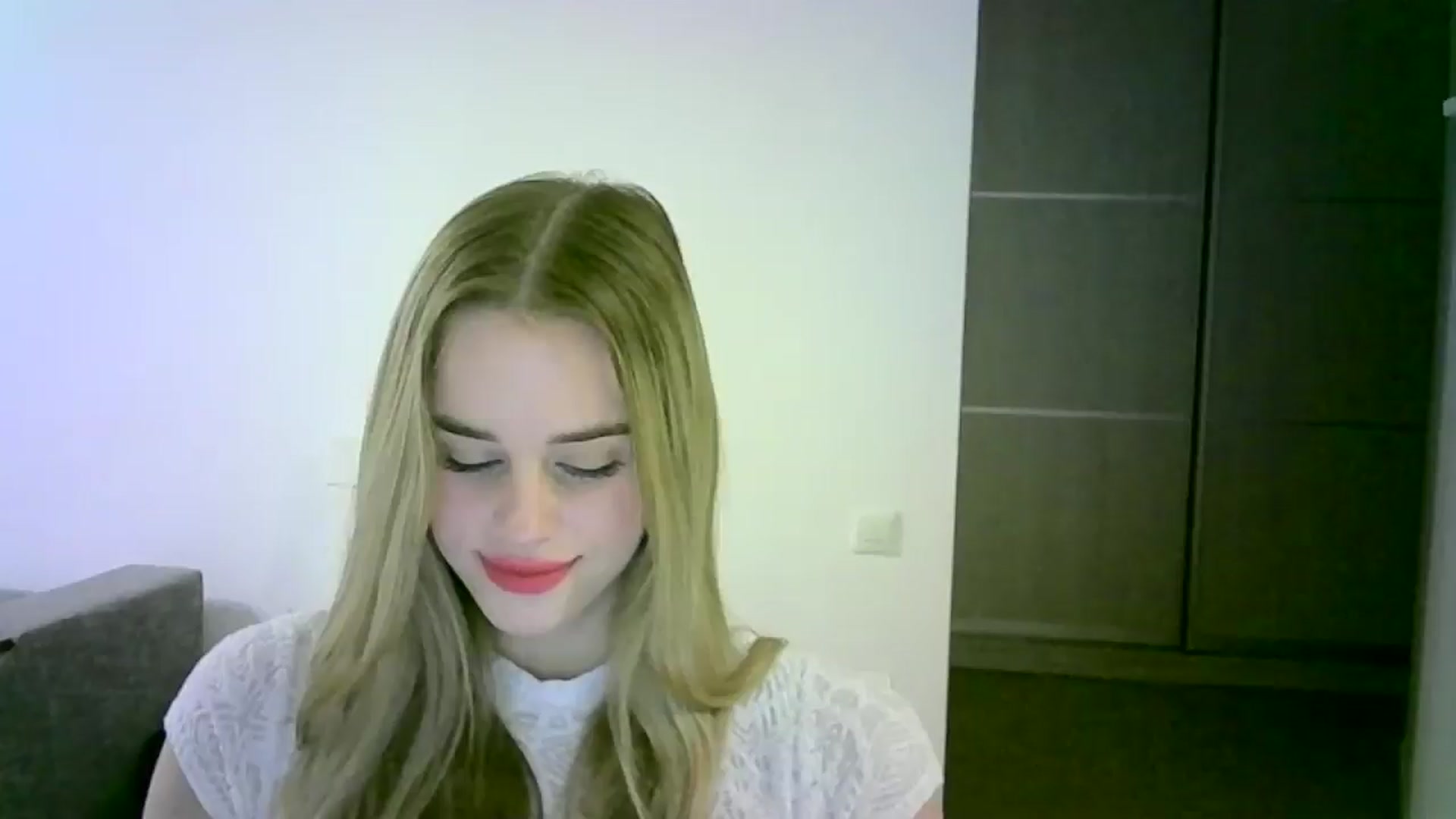 Gallery image thumbnail from JuliaWatson's myfreecams stream on, 11/05/2025, 16:56 image 1 of 20