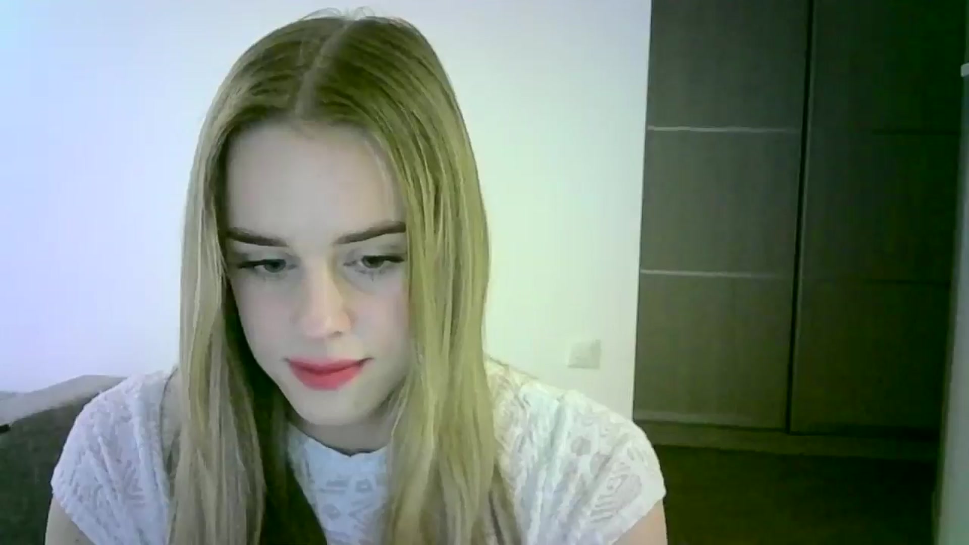 Gallery image thumbnail from JuliaWatson's myfreecams stream on, 11/05/2025, 16:56 image 16 of 20