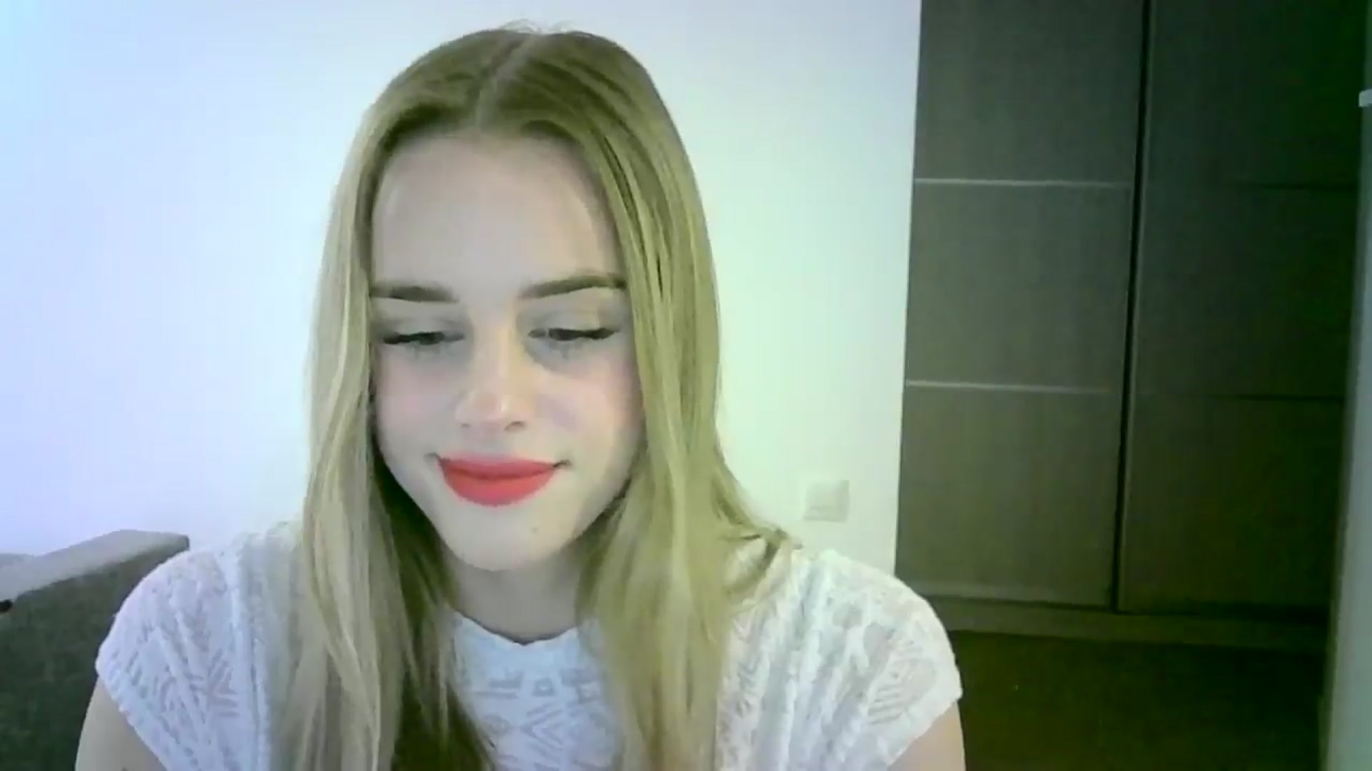 Gallery image thumbnail from JuliaWatson's myfreecams stream on, 11/05/2025, 17:43 image 17 of 20