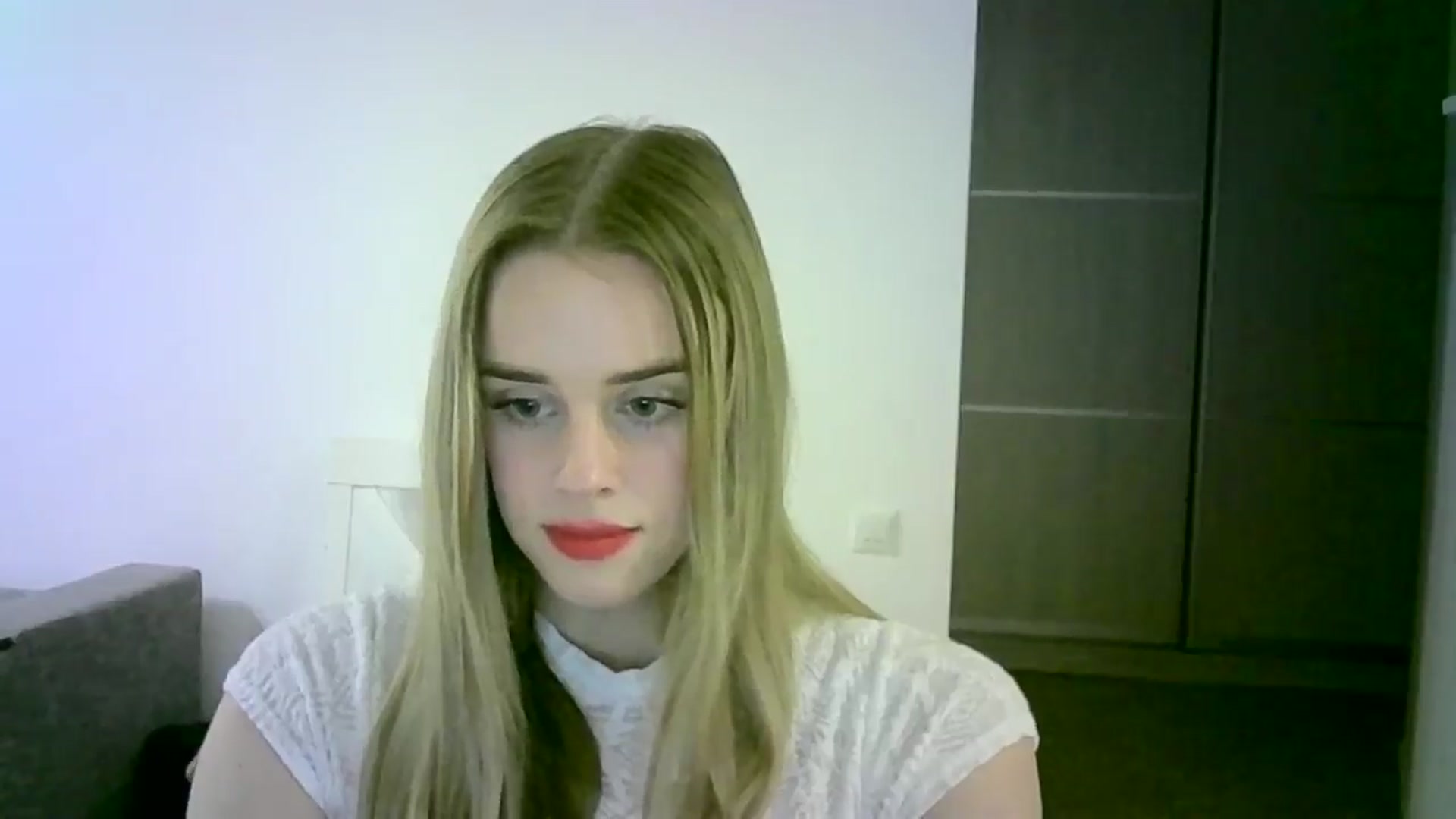 Gallery image thumbnail from JuliaWatson's myfreecams stream on, 11/05/2025, 17:43 image 6 of 20