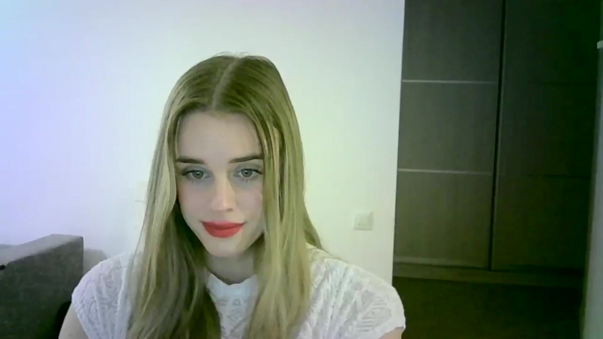 Gallery image thumbnail from JuliaWatson's myfreecams stream on, 11/05/2025, 17:43 image 10 of 20