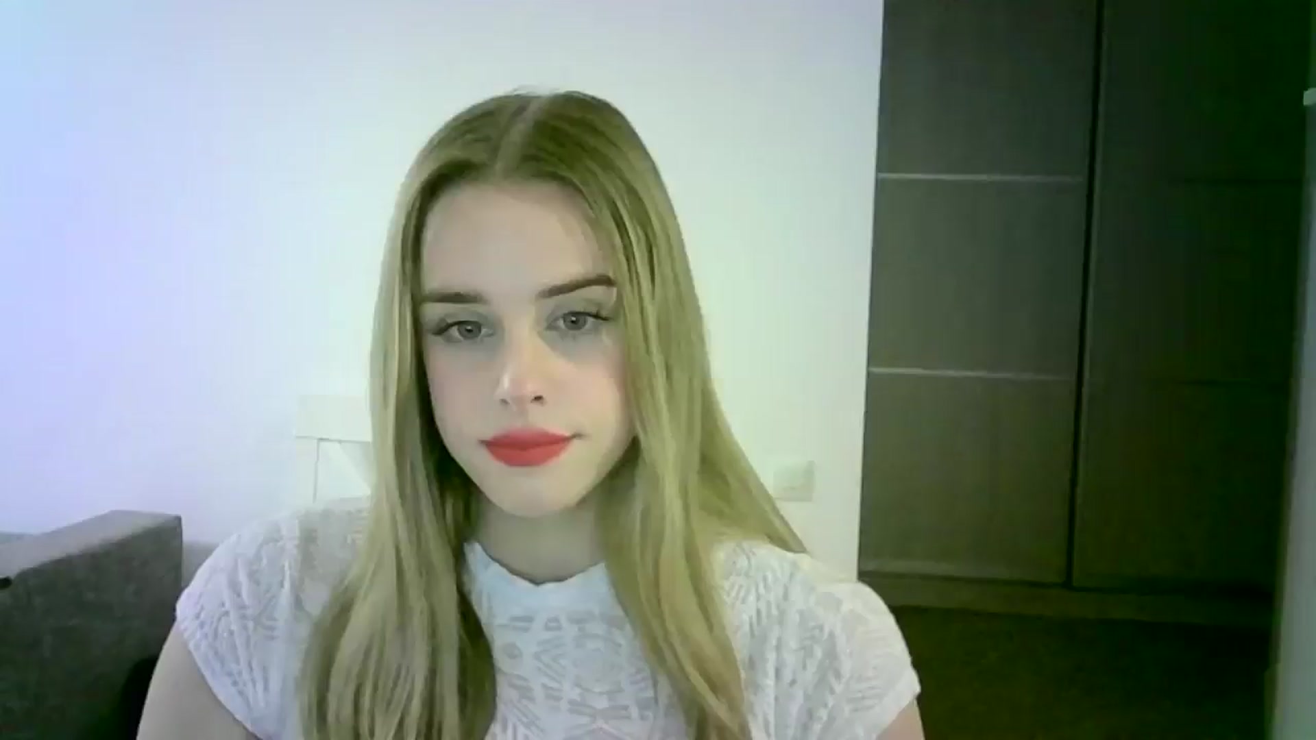 Gallery image thumbnail from JuliaWatson's myfreecams stream on, 11/05/2025, 17:43 image 1 of 20