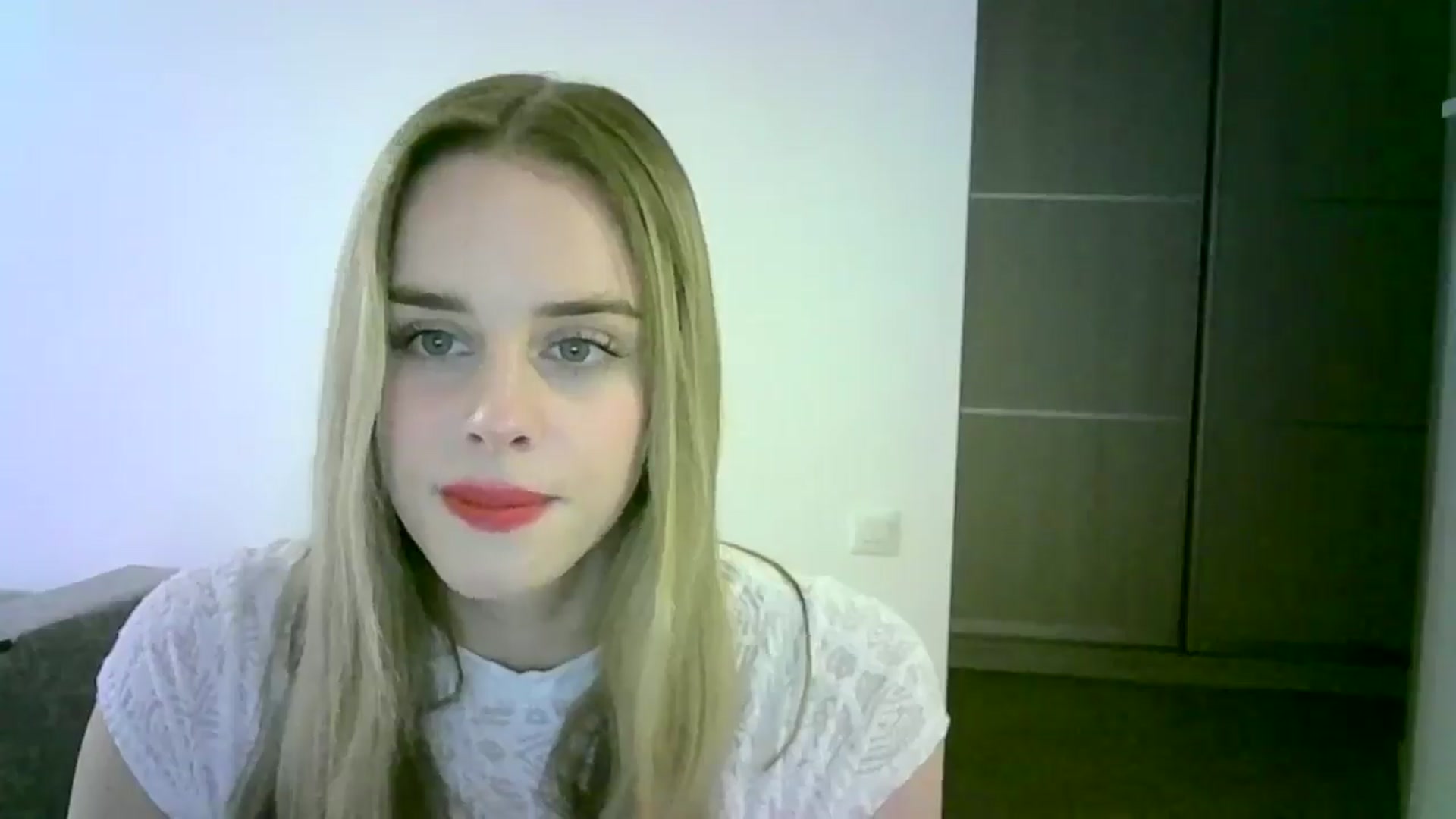 Gallery image thumbnail from JuliaWatson's myfreecams stream on, 11/05/2025, 18:14 image 13 of 20