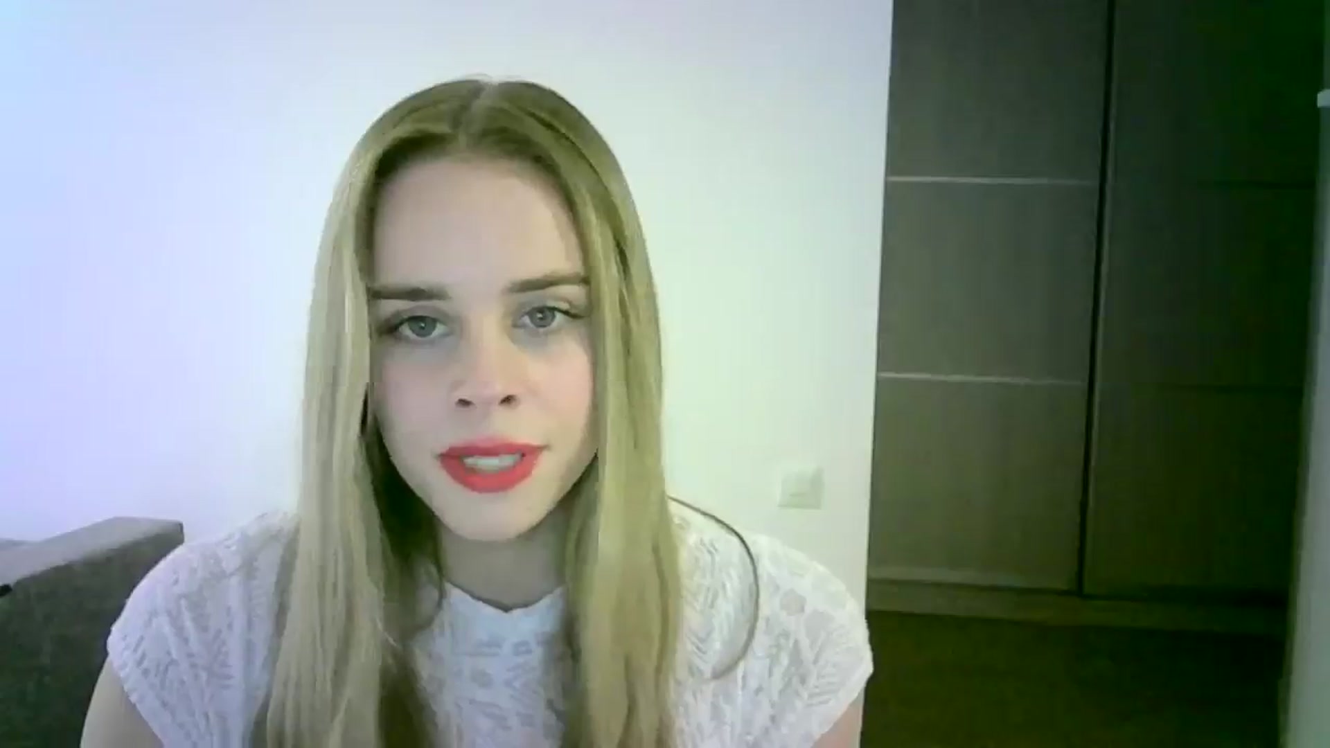 Gallery image thumbnail from JuliaWatson's myfreecams stream on, 11/05/2025, 18:14 image 9 of 20