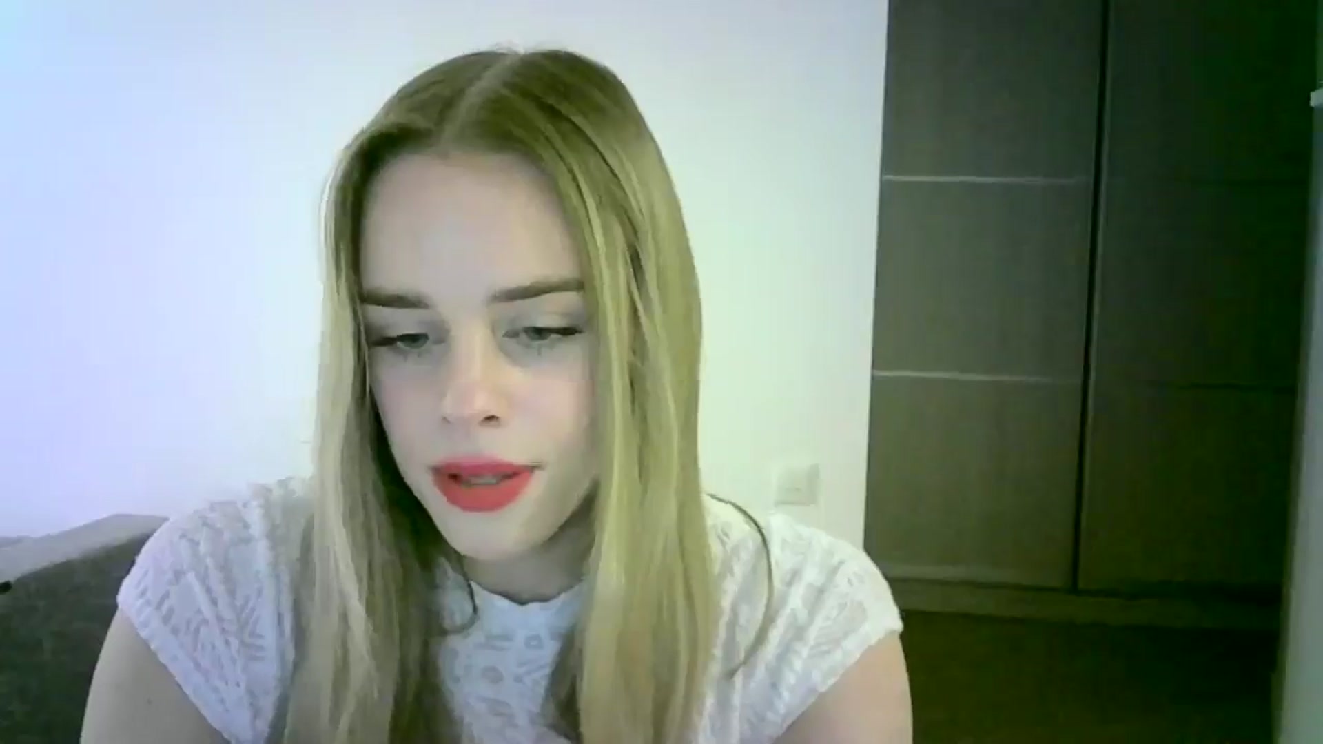 Gallery image thumbnail from JuliaWatson's myfreecams stream on, 11/05/2025, 18:14 image 12 of 20