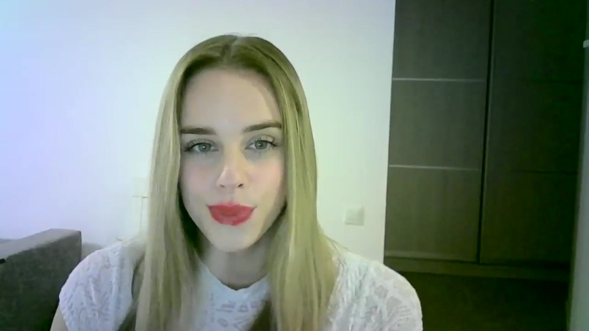 Gallery image thumbnail from JuliaWatson's myfreecams stream on, 11/05/2025, 18:14 image 2 of 20