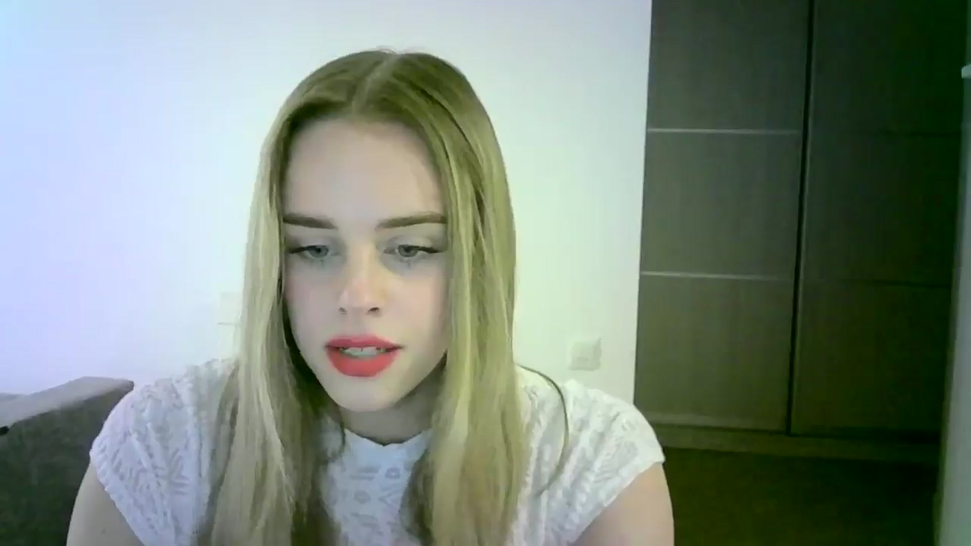 Gallery image thumbnail from JuliaWatson's myfreecams stream on, 11/05/2025, 18:14 image 11 of 20