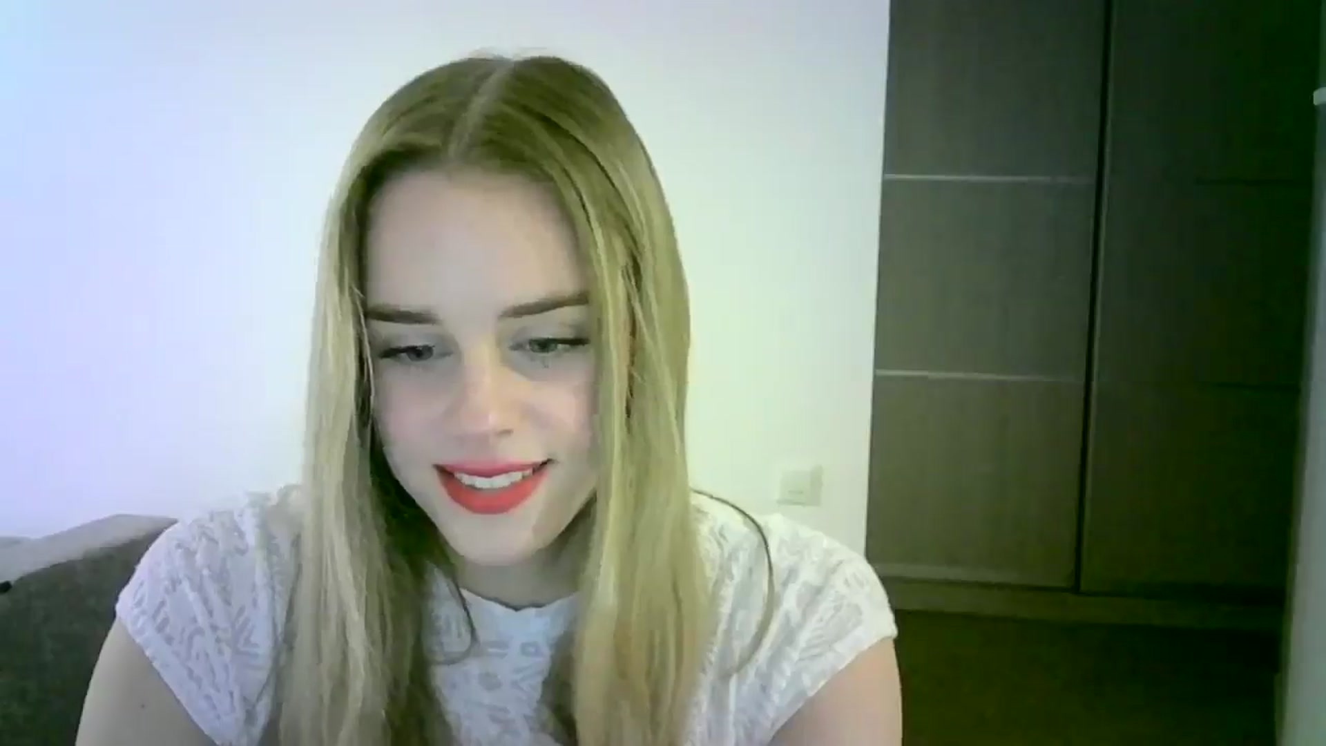 Gallery image thumbnail from JuliaWatson's myfreecams stream on, 11/05/2025, 18:14 image 15 of 20