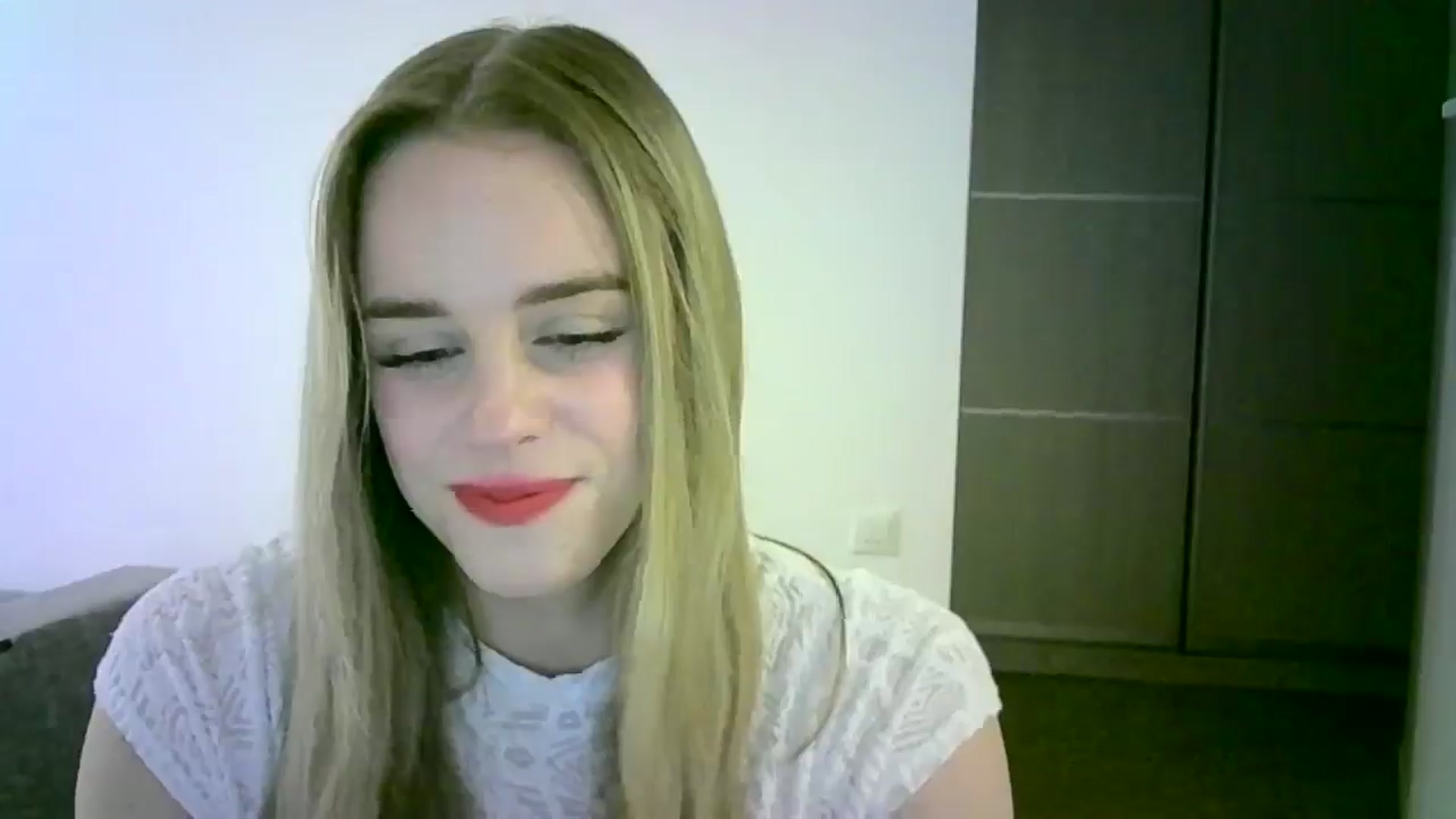Gallery image thumbnail from JuliaWatson's myfreecams stream on, 11/05/2025, 18:14 image 10 of 20
