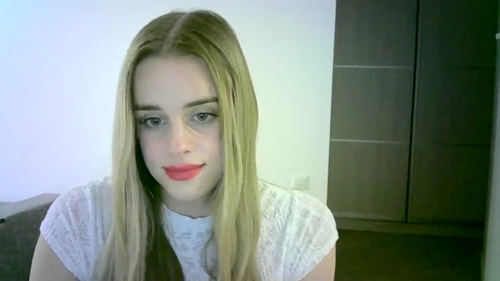 Gallery image thumbnail from JuliaWatson's myfreecams stream on, 11/05/2025, 18:59 image 19 of 20