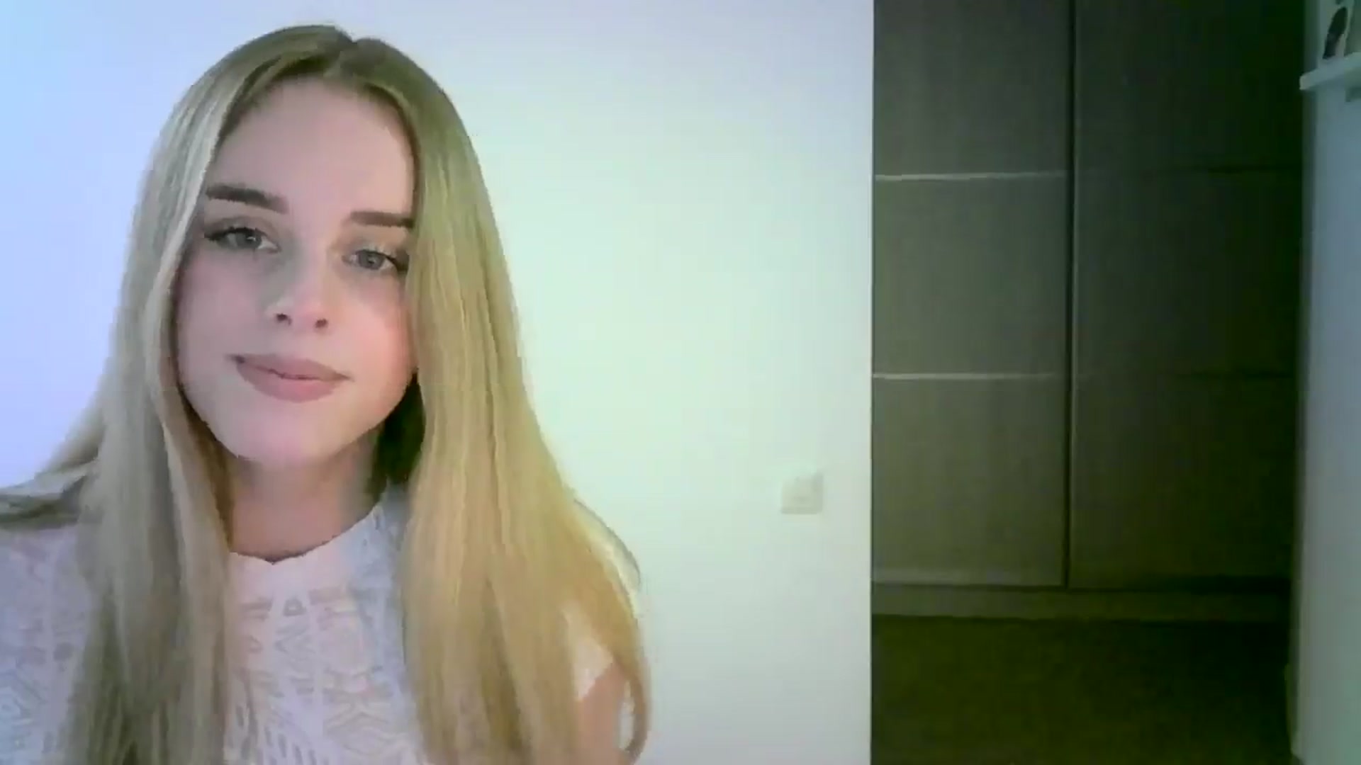 Gallery image thumbnail from JuliaWatson's myfreecams stream on, 11/06/2025, 19:14 image 11 of 20
