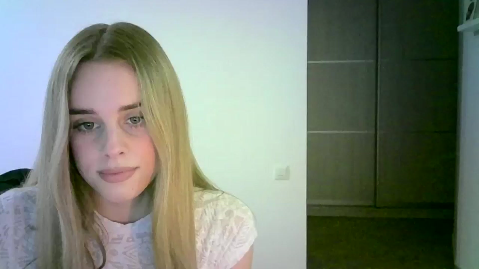 Gallery image thumbnail from JuliaWatson's myfreecams stream on, 11/06/2025, 19:14 image 20 of 20