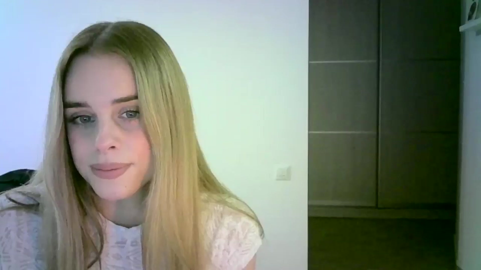 Gallery image thumbnail from JuliaWatson's myfreecams stream on, 11/06/2025, 19:14 image 12 of 20