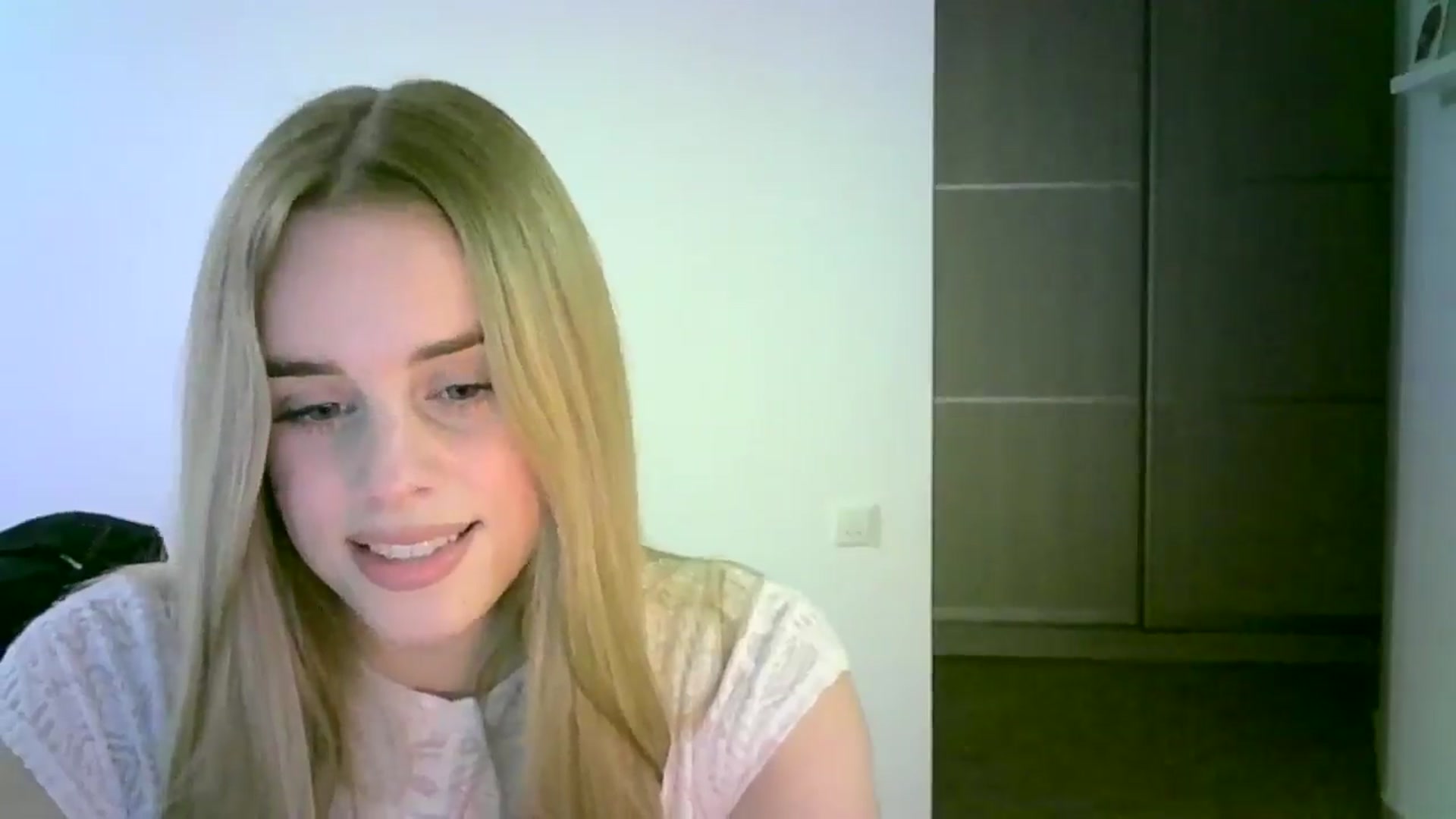 Gallery image thumbnail from JuliaWatson's myfreecams stream on, 11/06/2025, 19:14 image 7 of 20