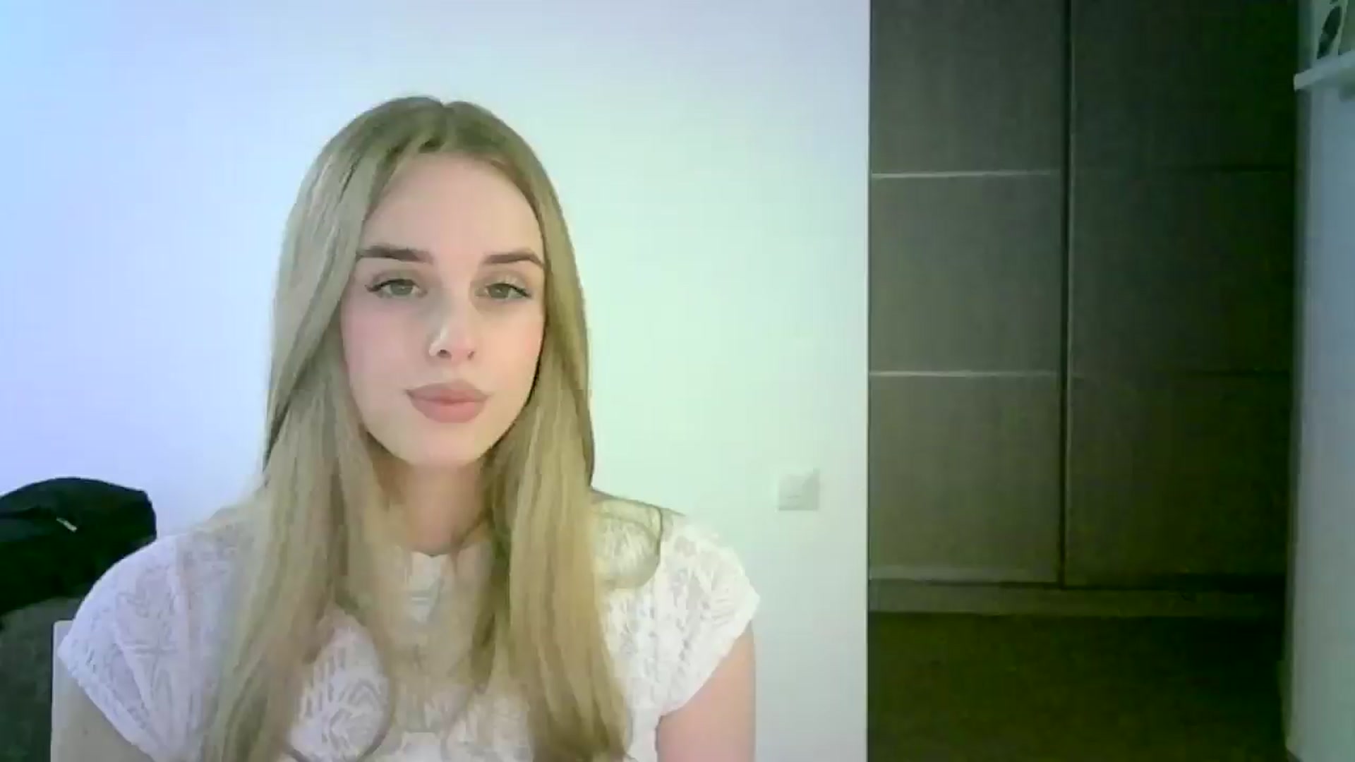 Gallery image thumbnail from JuliaWatson's myfreecams stream on, 11/06/2025, 19:14 image 5 of 20