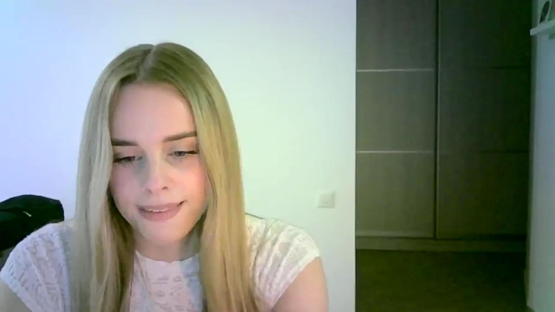 Gallery image thumbnail from JuliaWatson's myfreecams stream on, 11/06/2025, 19:45 image 6 of 20