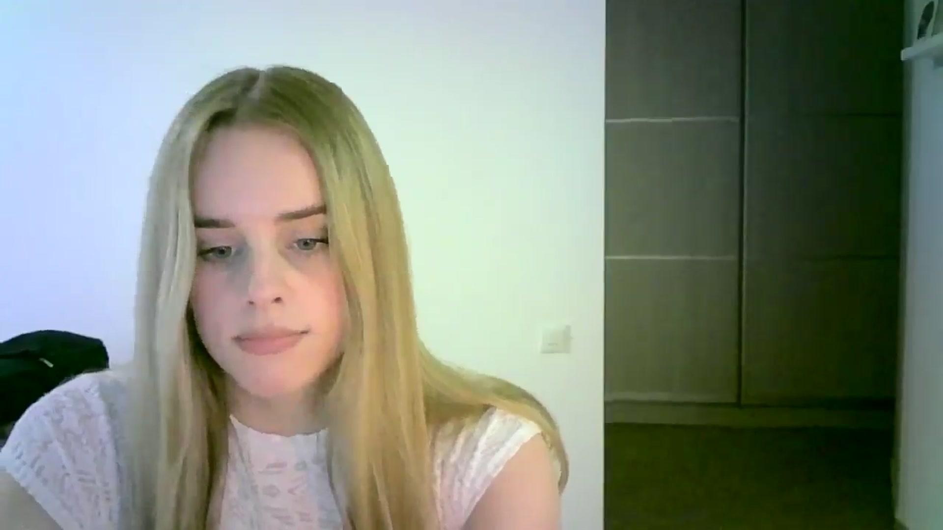 Gallery image thumbnail from JuliaWatson's myfreecams stream on, 11/06/2025, 19:45 image 4 of 20