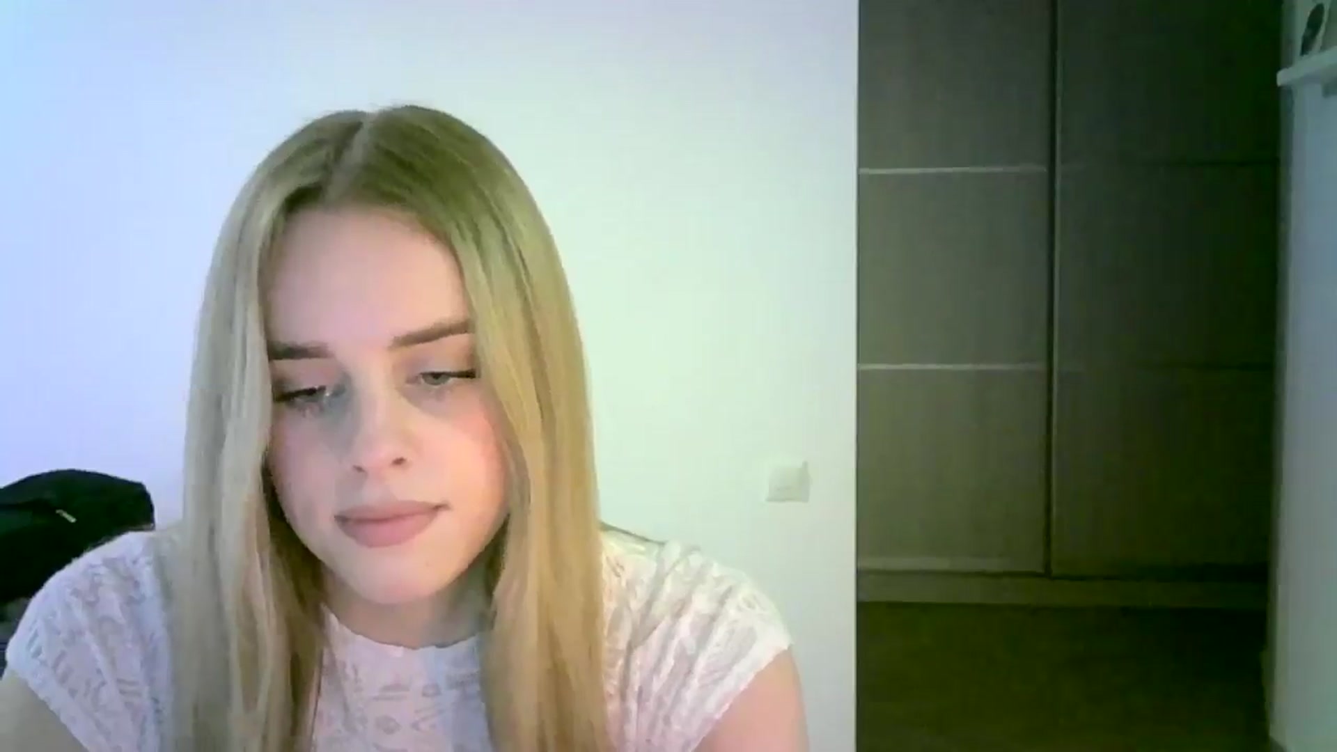 Gallery image thumbnail from JuliaWatson's myfreecams stream on, 11/06/2025, 19:45 image 12 of 20